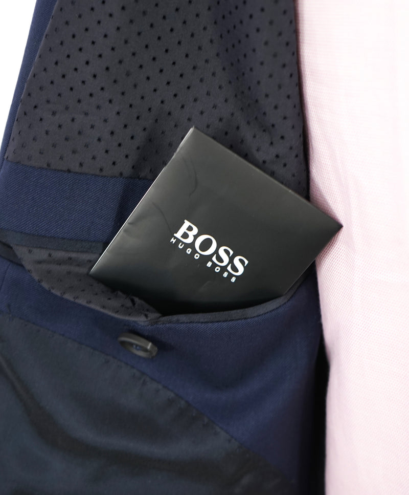 HUGO BOSS - Stretch Fabric "TRAVEL" Navy Blazer Zipper pockets & Net Lining - 42R