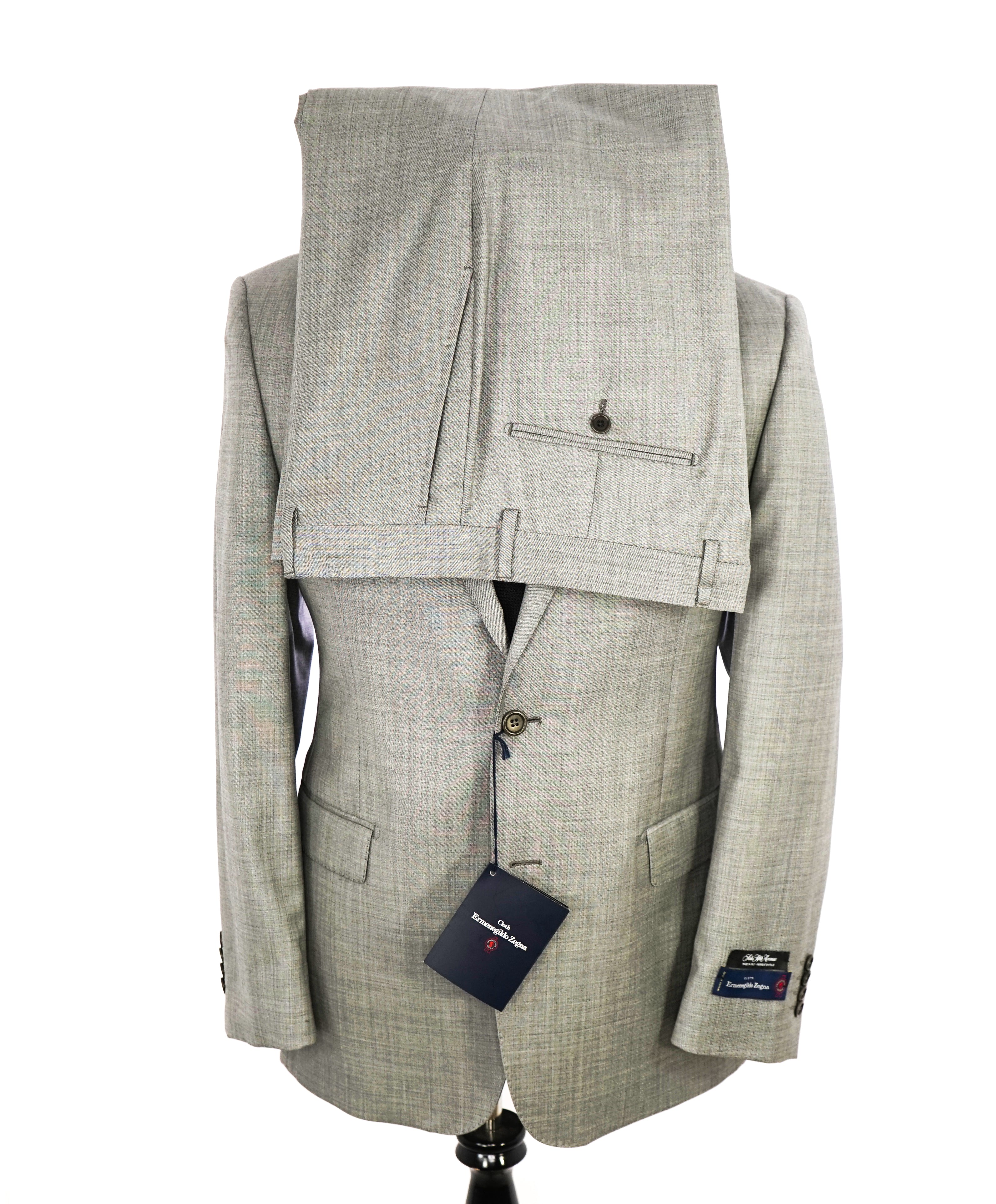 ERMENEGILDO ZEGNA - "Classic" SAKS FIFTH AVENUE Gray Textured Suit - 40R
