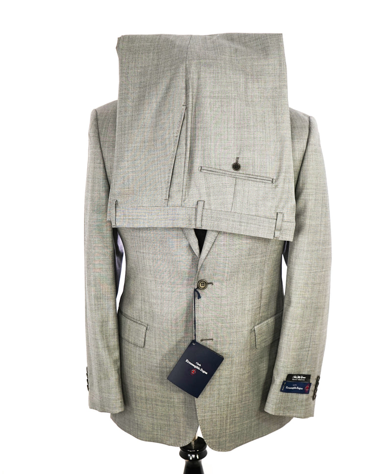 ERMENEGILDO ZEGNA - "Slim" SAKS FIFTH AVENUE Gray Textured Suit - 40R