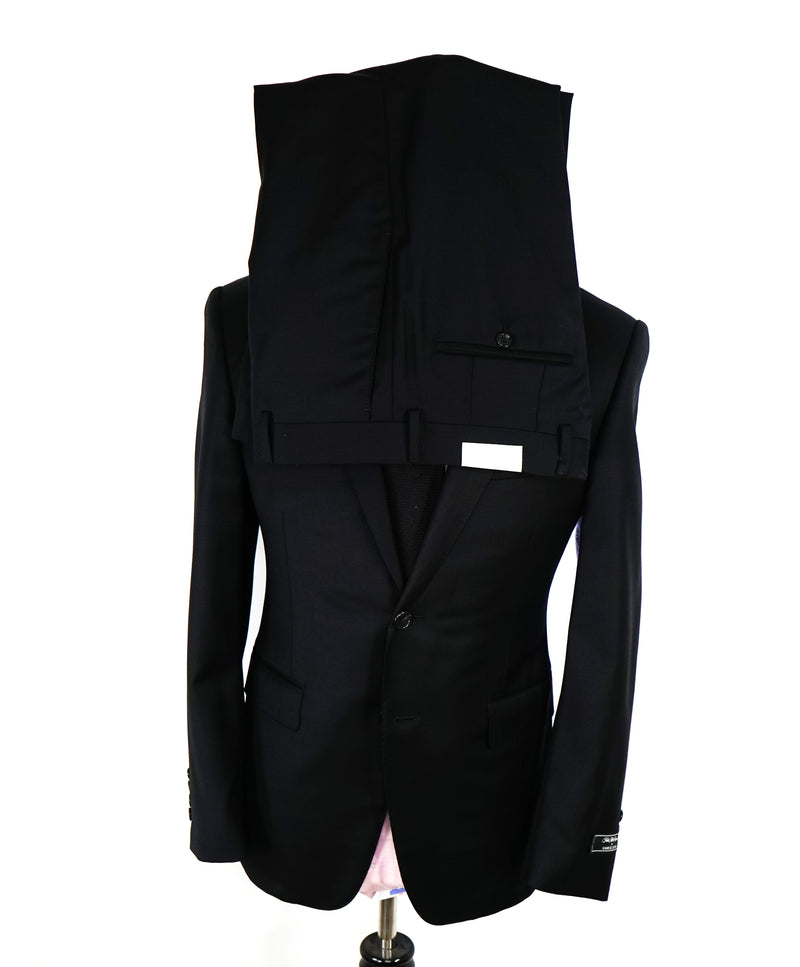 SAMUELSOHN - SAKS 5TH AVE Super 120's Wool "SB YARDLEY" Solid Black Suit - 42R