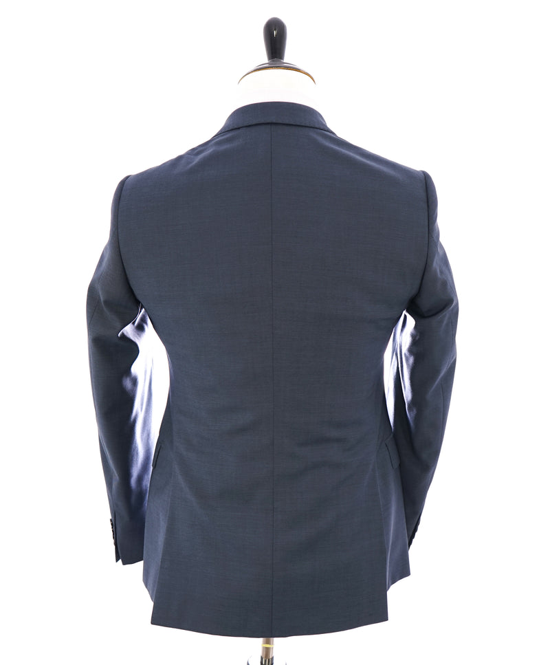ARMANI COLLEZIONI - "M Line" Slim Modern Pastel Blue Notch Lapel Suit - 40R