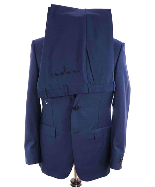 $3,700 ERMENEGILDO ZEGNA -“ACHILLFARM" SILK BLUE Subtle Check Suit - 40R