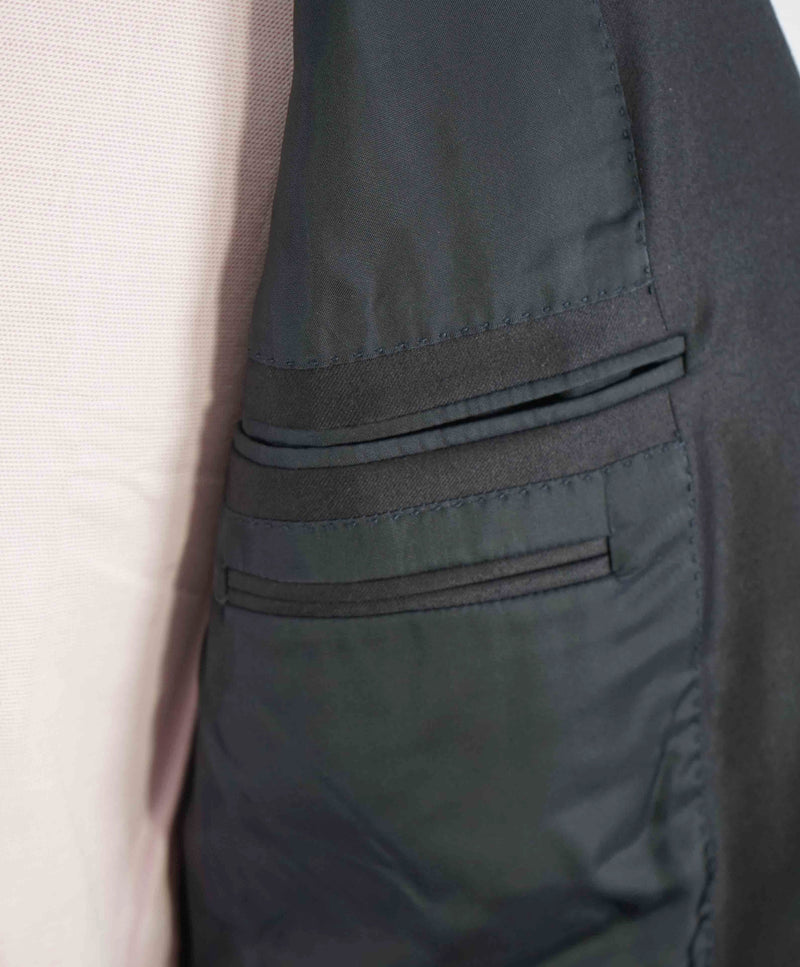 $3,995 ERMENEGILDO ZEGNA -"TROFEO" MILANO Black CLOSET STAPLE Suit - 42R
