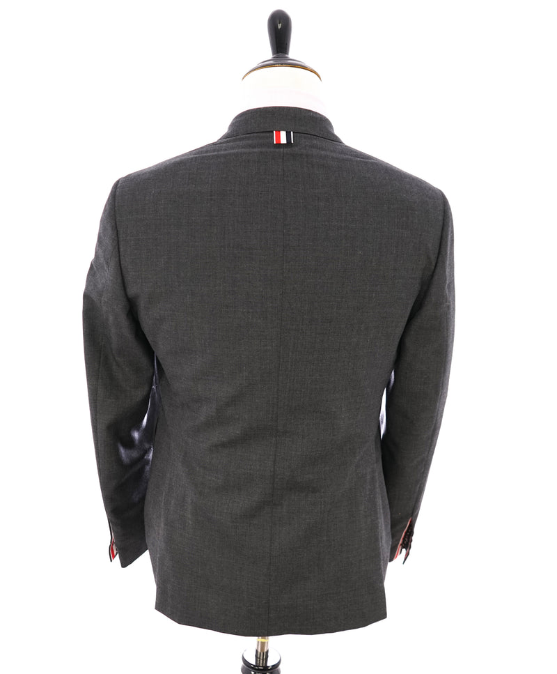 THOM BROWNE - Gray Premium Blazer With Iconic LOGO Detailing - SZ 3 (40US)