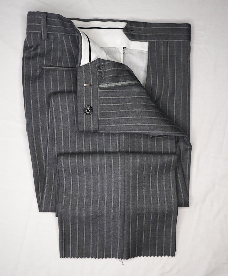 SAKS FIFTH AVENUE - ERMENEGILDO ZEGNA Gray Stripe Trim Suit - 38S