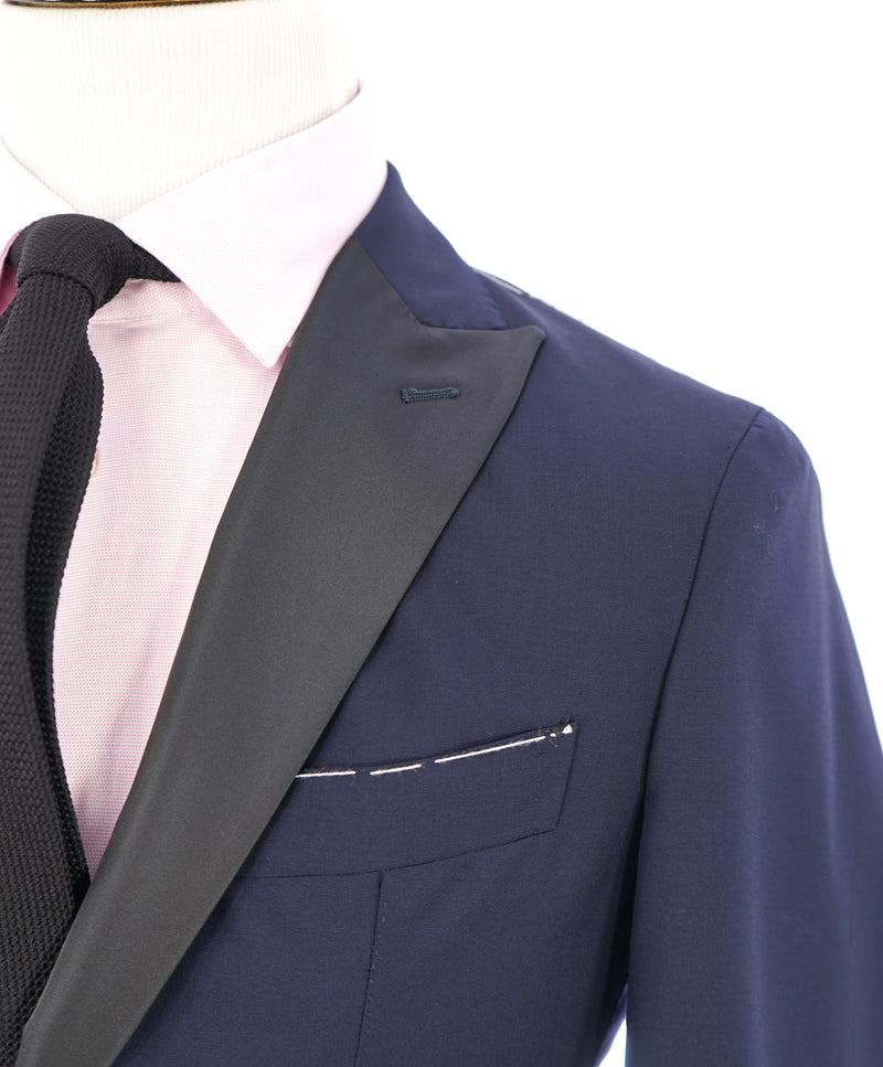 ELEVENTY - "PLATINUM" Hand Made Blue Peak Lapel Tuxedo Unconstructed - 42R