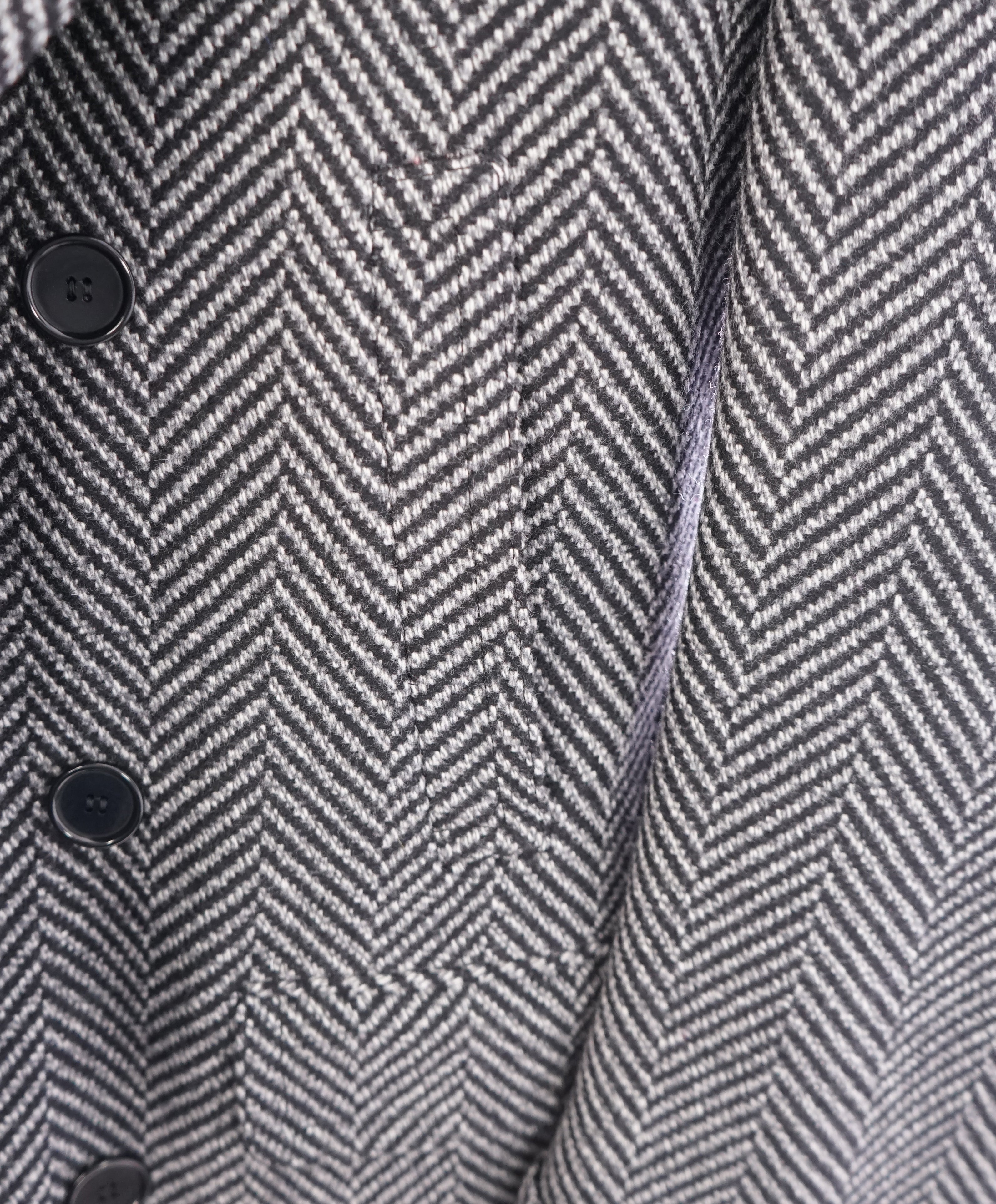 CANALI - Black & White Herringbone Double Breasted Peacoat Quilted Coat - 42
