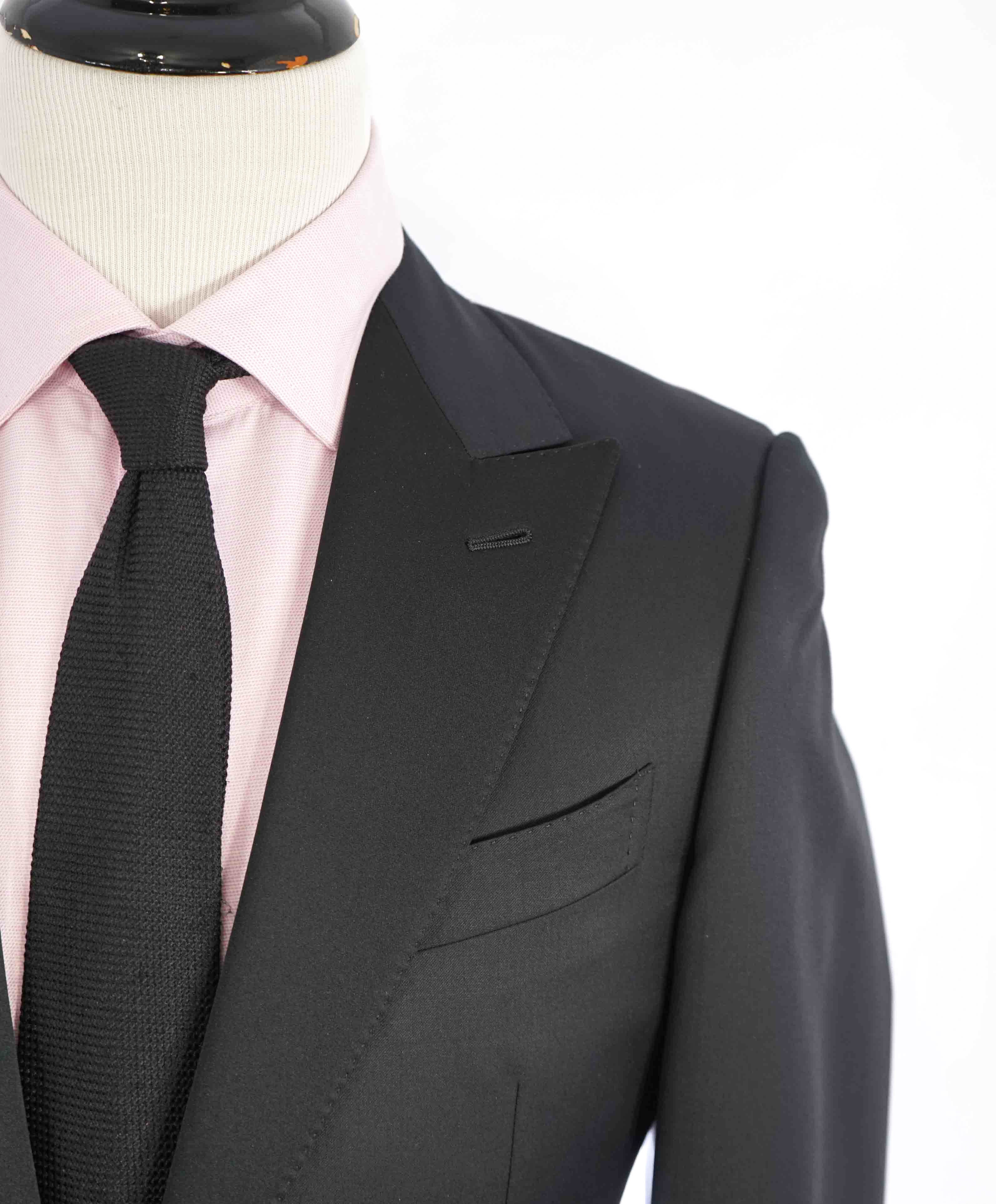 $3,995 ERMENEGILDO ZEGNA -"MICRONSPHERE MILA" PEAK LAPEL Tuxedo - 38R