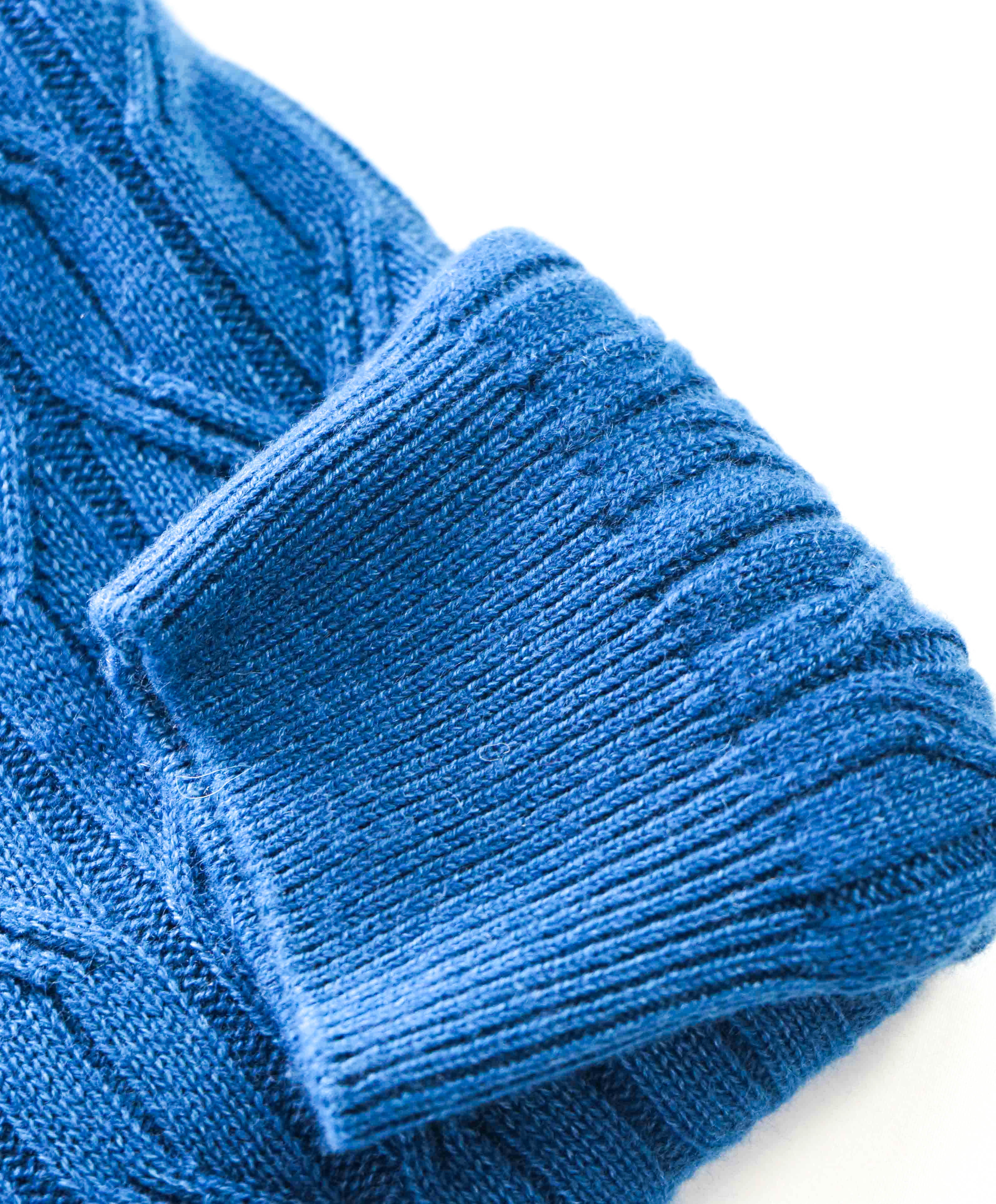 $2,000 ERMENEGILDO ZEGNA -*PURE CASHMERE*Blue Cable Knit