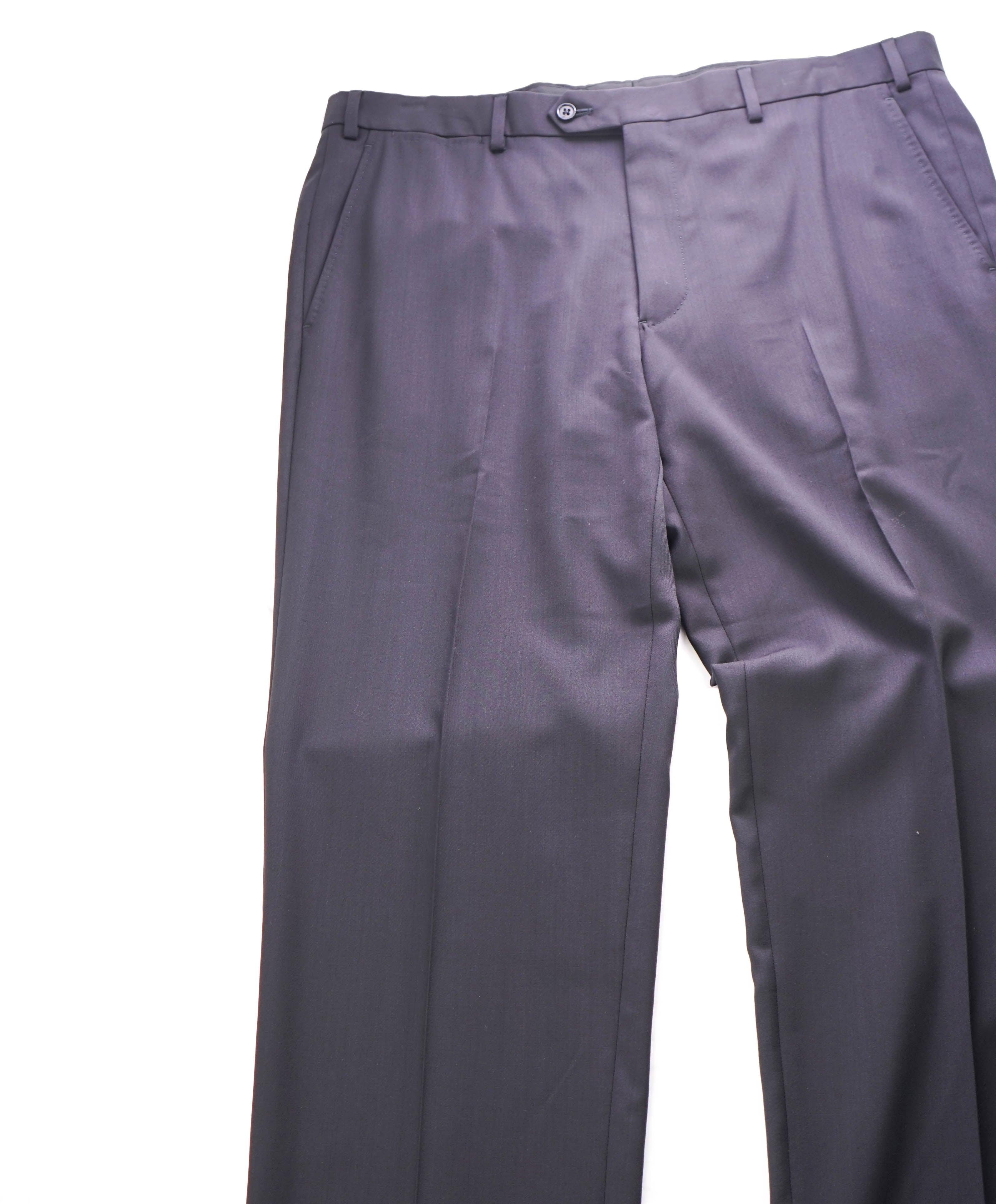 ARMANI COLLEZIONI - Black *CLOSET STAPLE* Wool Flat Front Dress Pants - 37W