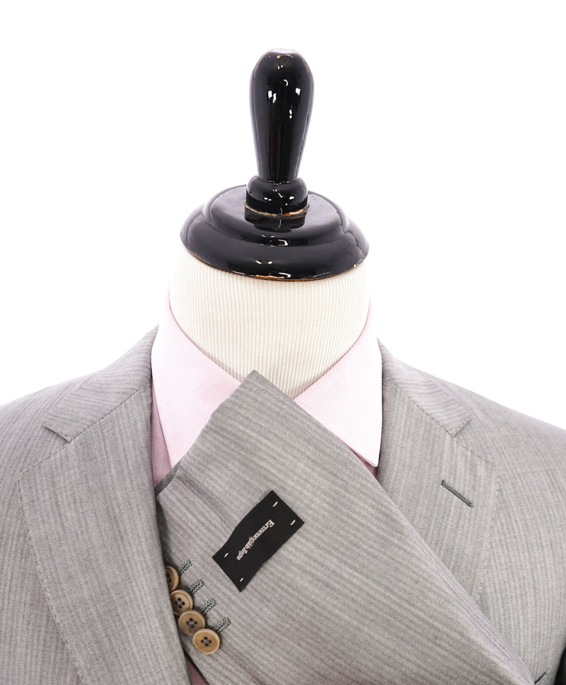 ERMENEGILDO ZEGNA -“WOOL & SILK" herringbone Gray Premium Suit - 46R
