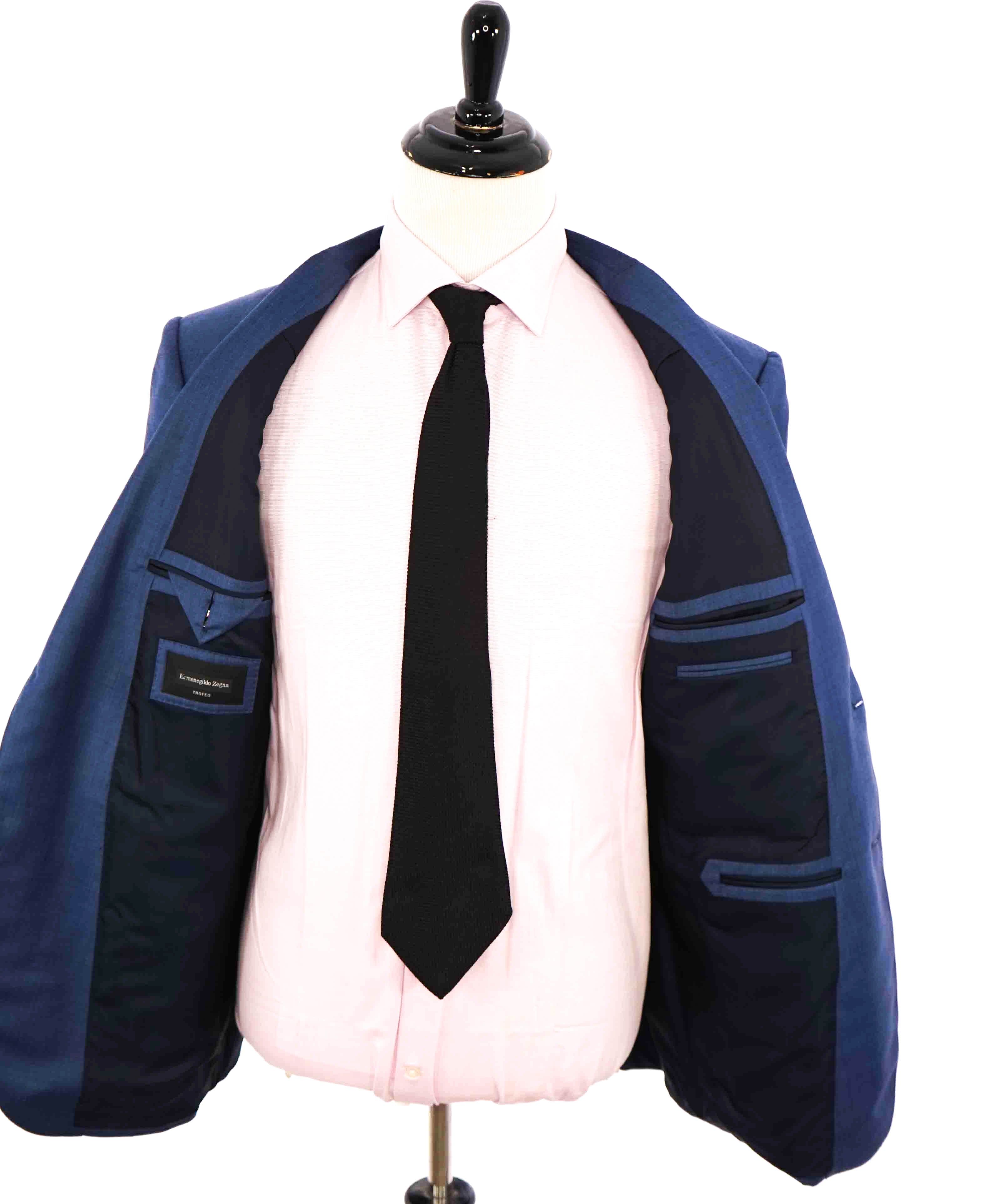 $3,290 ERMENEGILDO ZEGNA- “TORFEO” Baby Blue Blazer- 46R