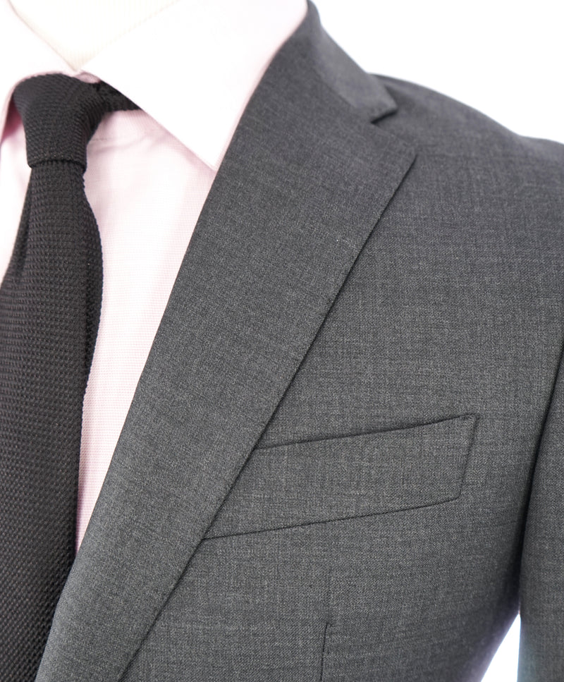 ARMANI COLLEZIONI - Solid Gray Wool Suit W Pick Stitch Detail - 36R