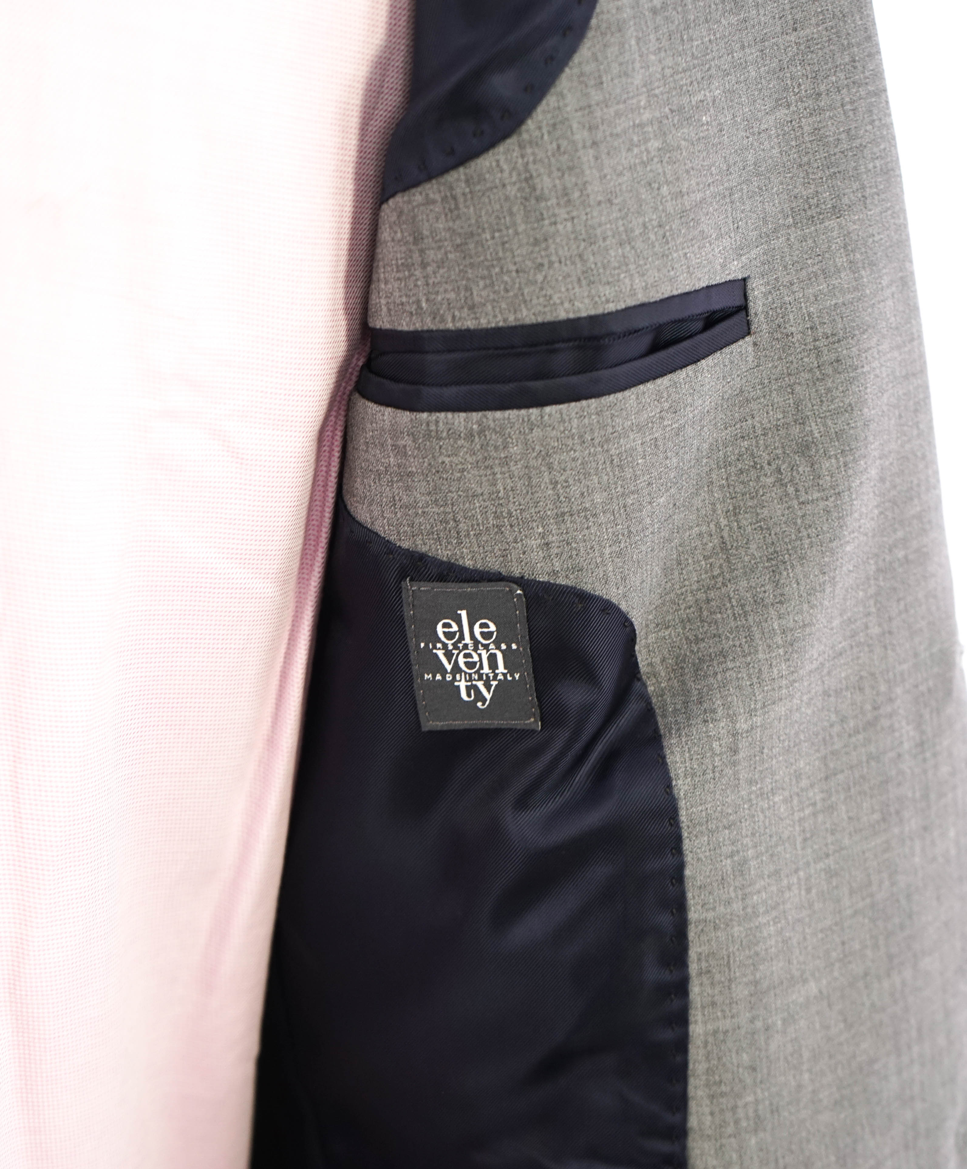 ELEVENTY - Gray Wool * CLOSET STAPLE * 2-Button Blazer - 38 (48 EU)