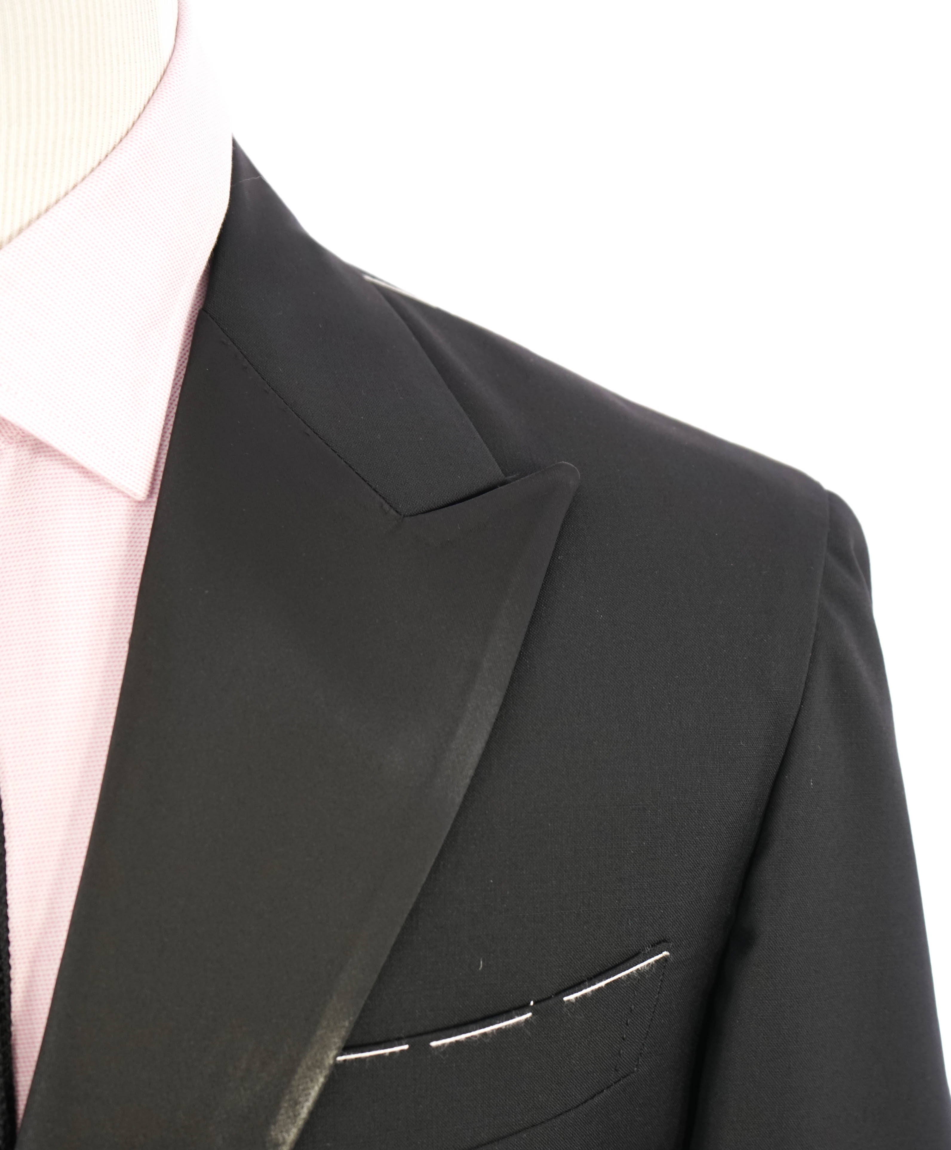 ELEVENTY - By LORO PIANA "ZELANDER" Black Peak Lapel Tuxedo - 40 (50 EU)