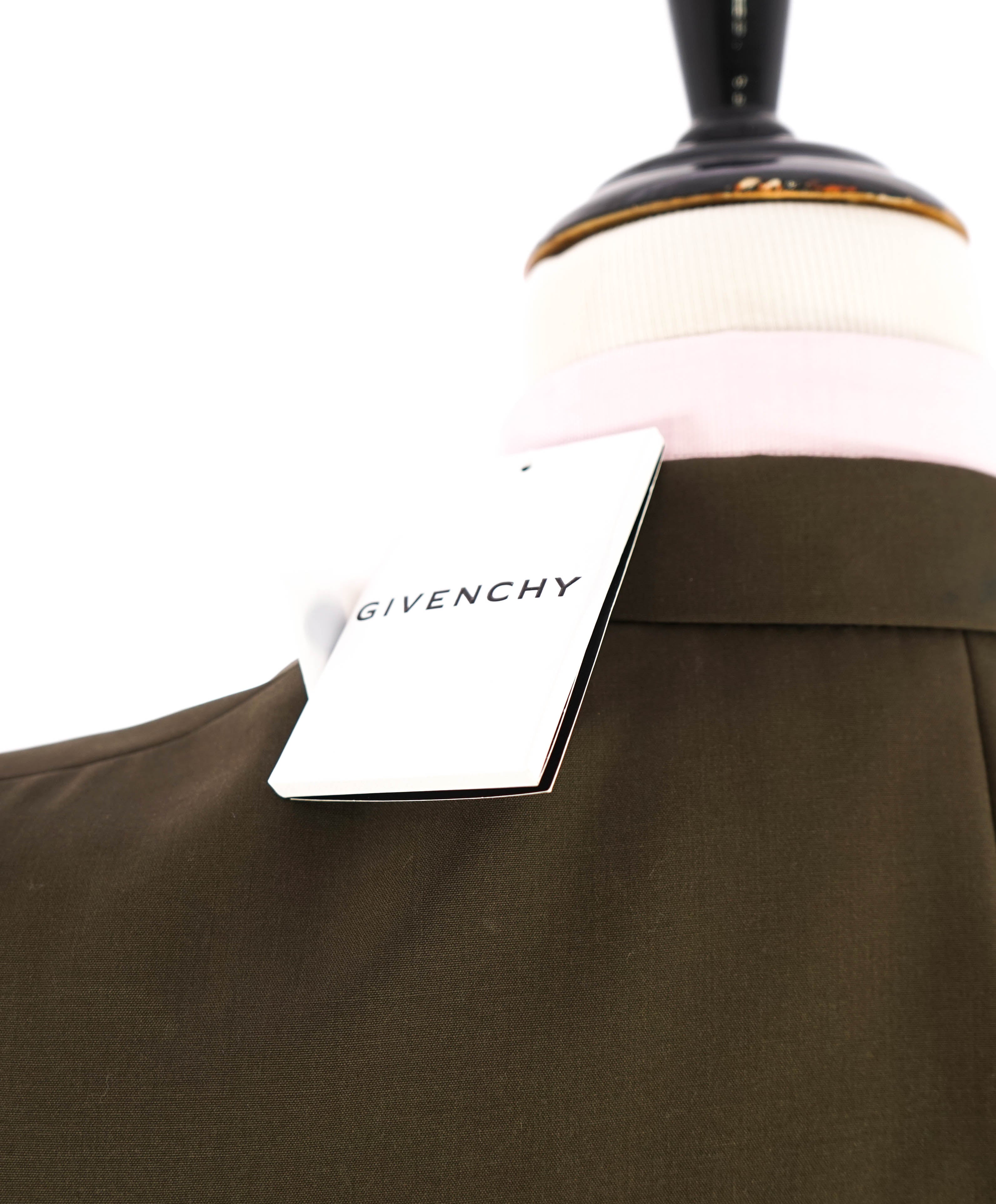 $3,000 GIVENCHY - French LOVE LOCK Padlock Slim-Fit Notch Lapel Jacket - 44R