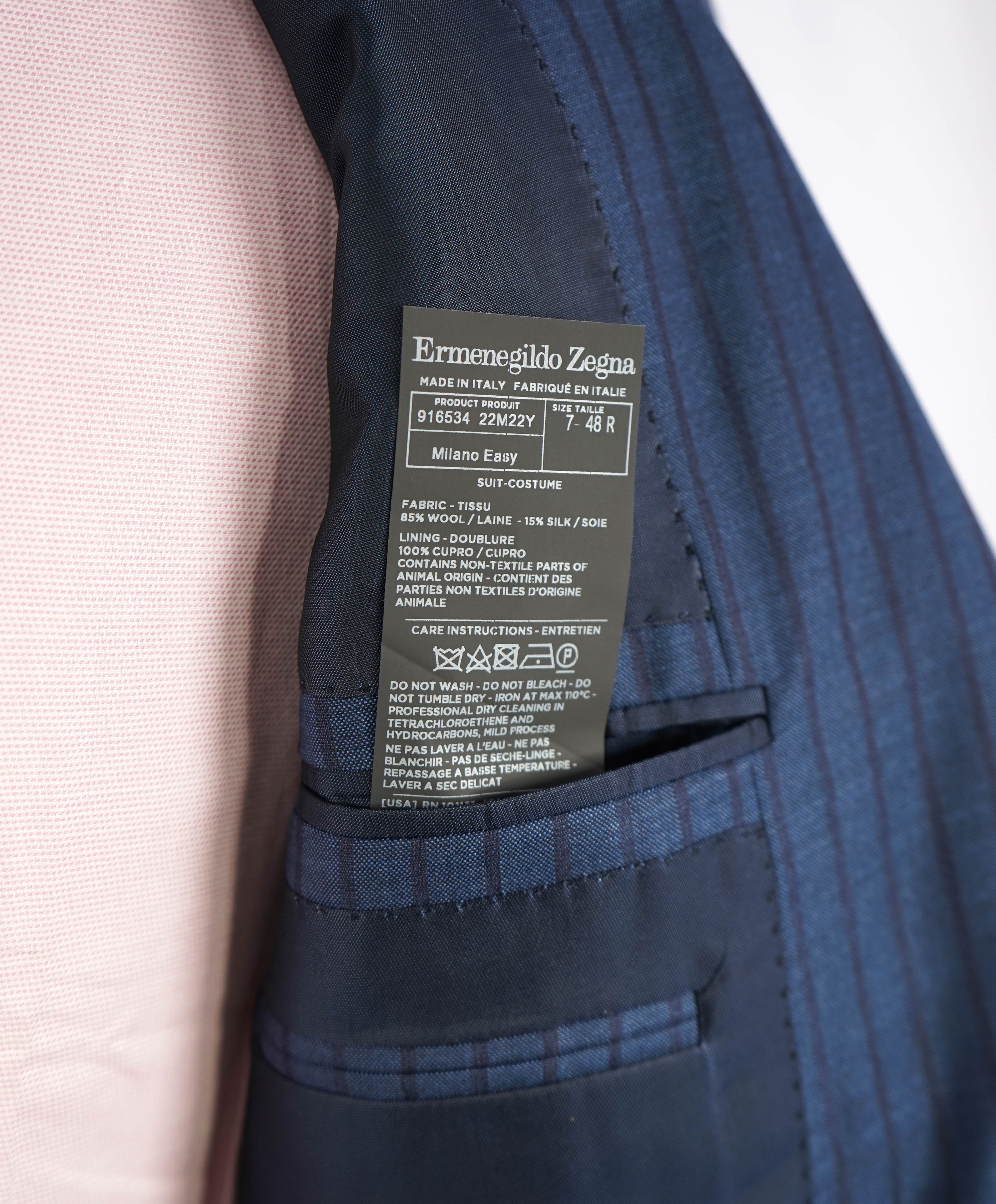 $3,995 ERMENEGILDO ZEGNA -"TROFEO 600" *Chalk Stripe* Blue Silk Suit - 38R