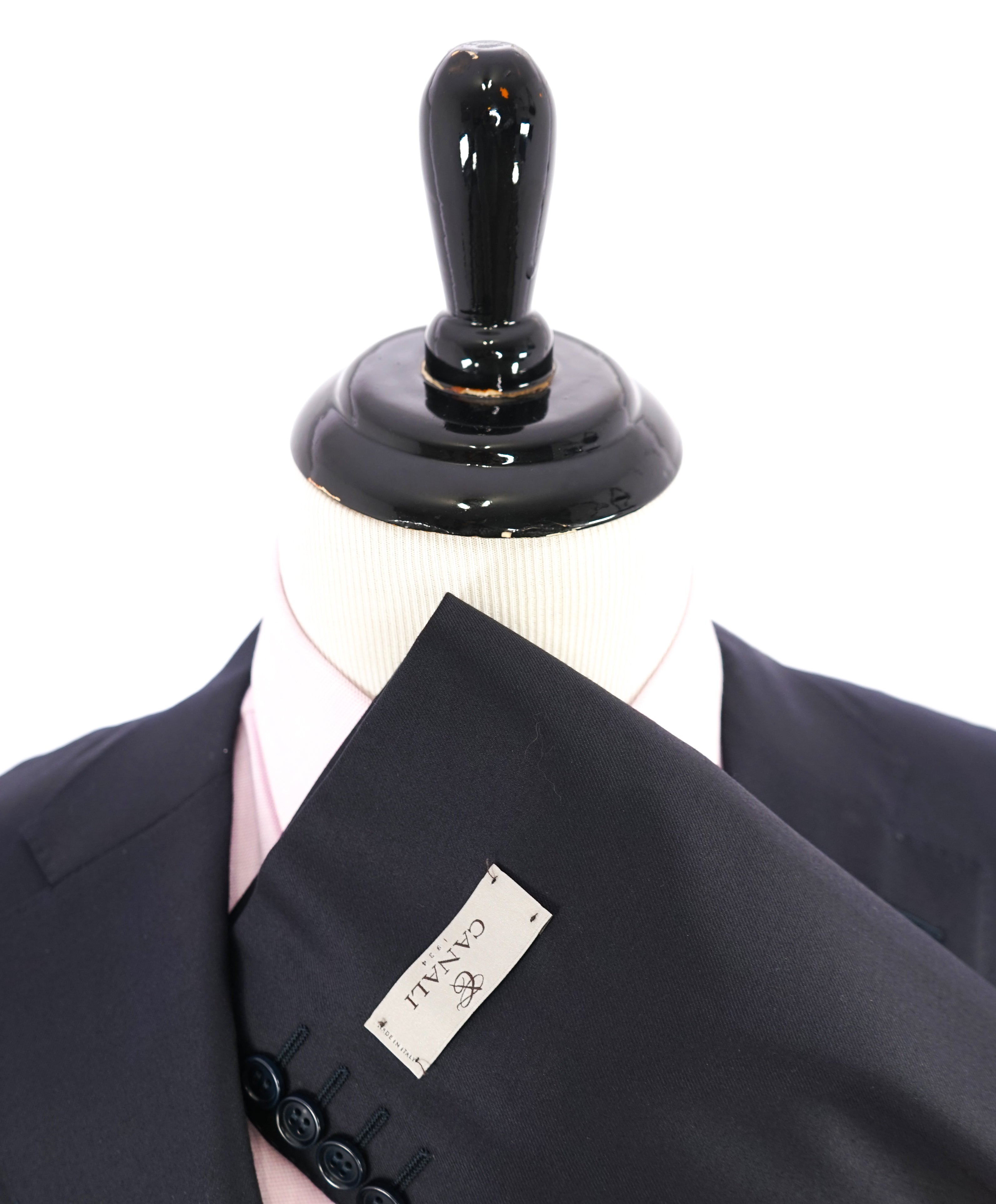 CANALI - *CLOSET STAPLE*  Solid Navy Blue Notch Lapel Suit - 46R