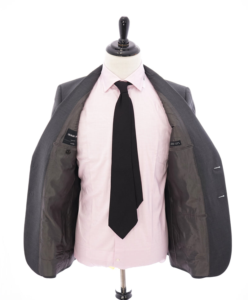 GIORGIO ARMANI - Soft Gray 2-Button Super 150's “TAYLOR” Collection Suit - 38R