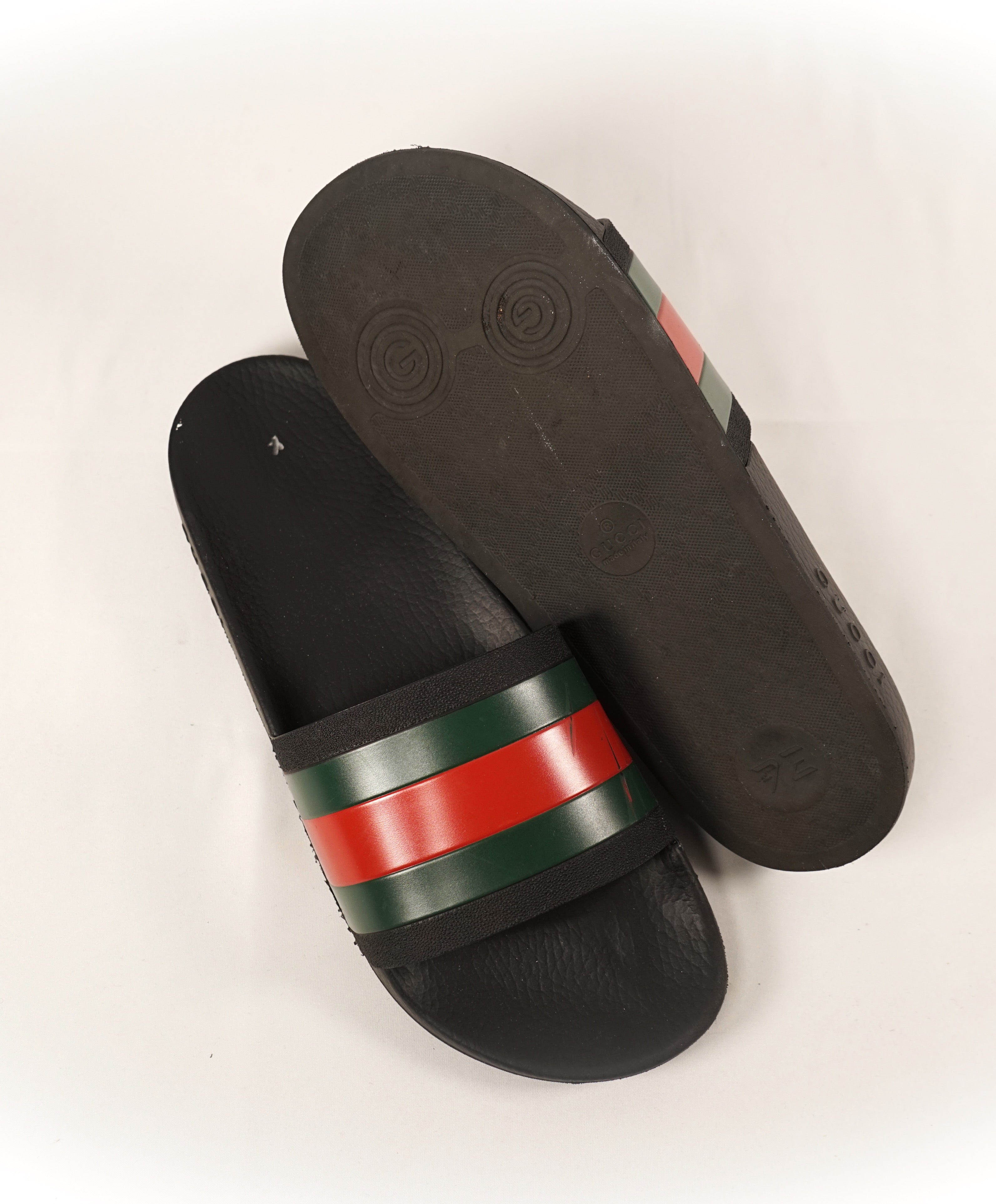 GUCCI - Iconic Green & Red Stripe Slides "72" Slippers - 11