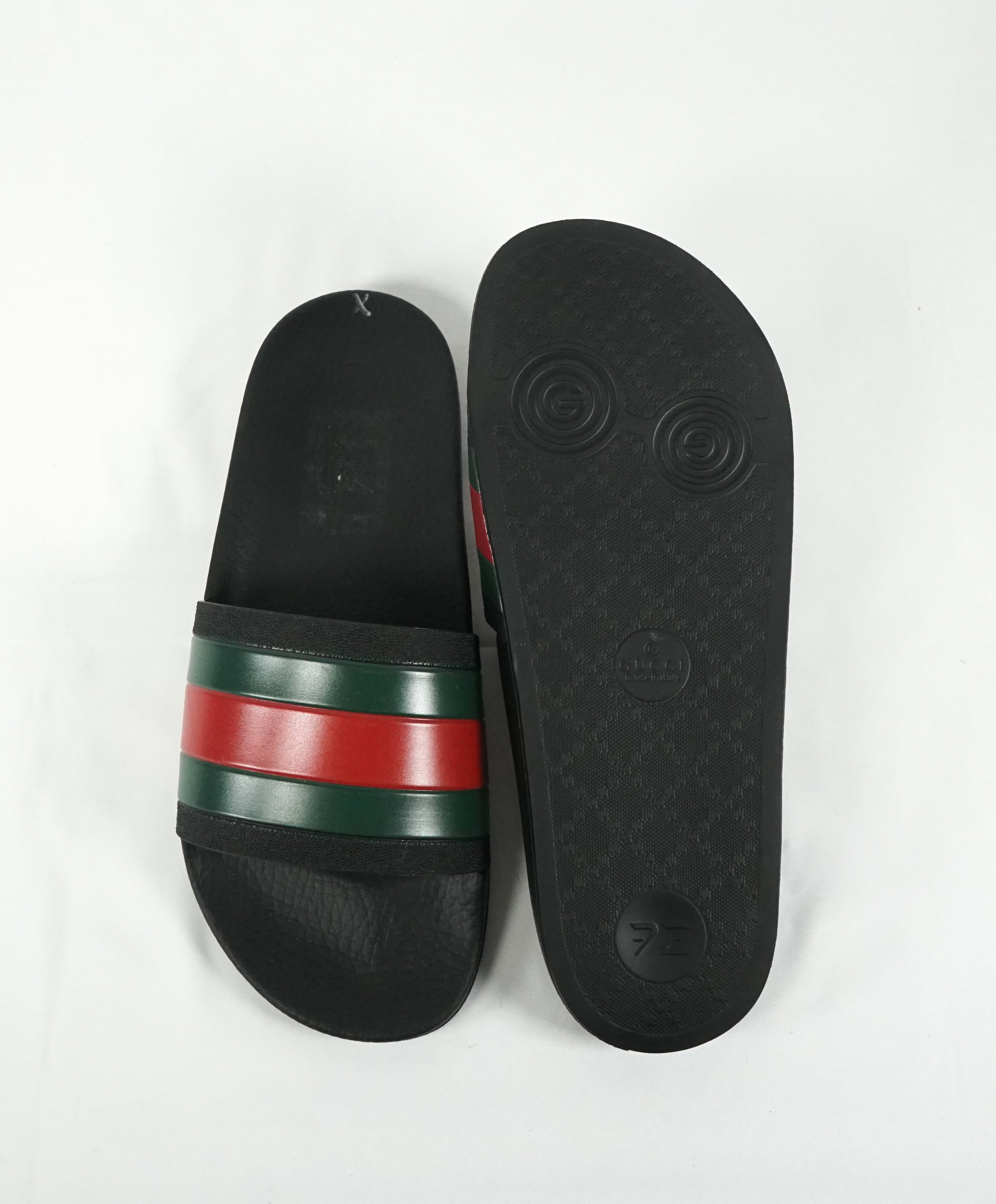 Black and red online gucci slides