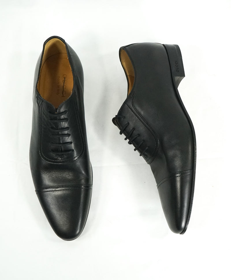 GUCCI - "Drury" Black Slim Silhouette Engraved Heel Oxfords - 9.5