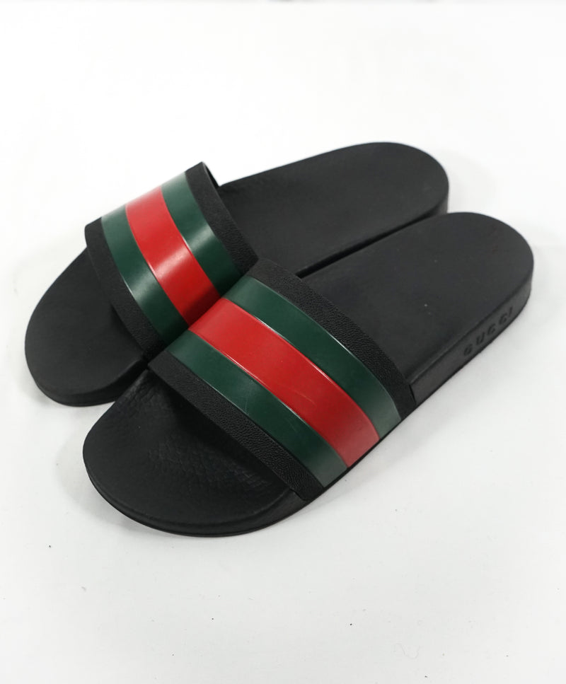 Green and red gucci flip flops shop
