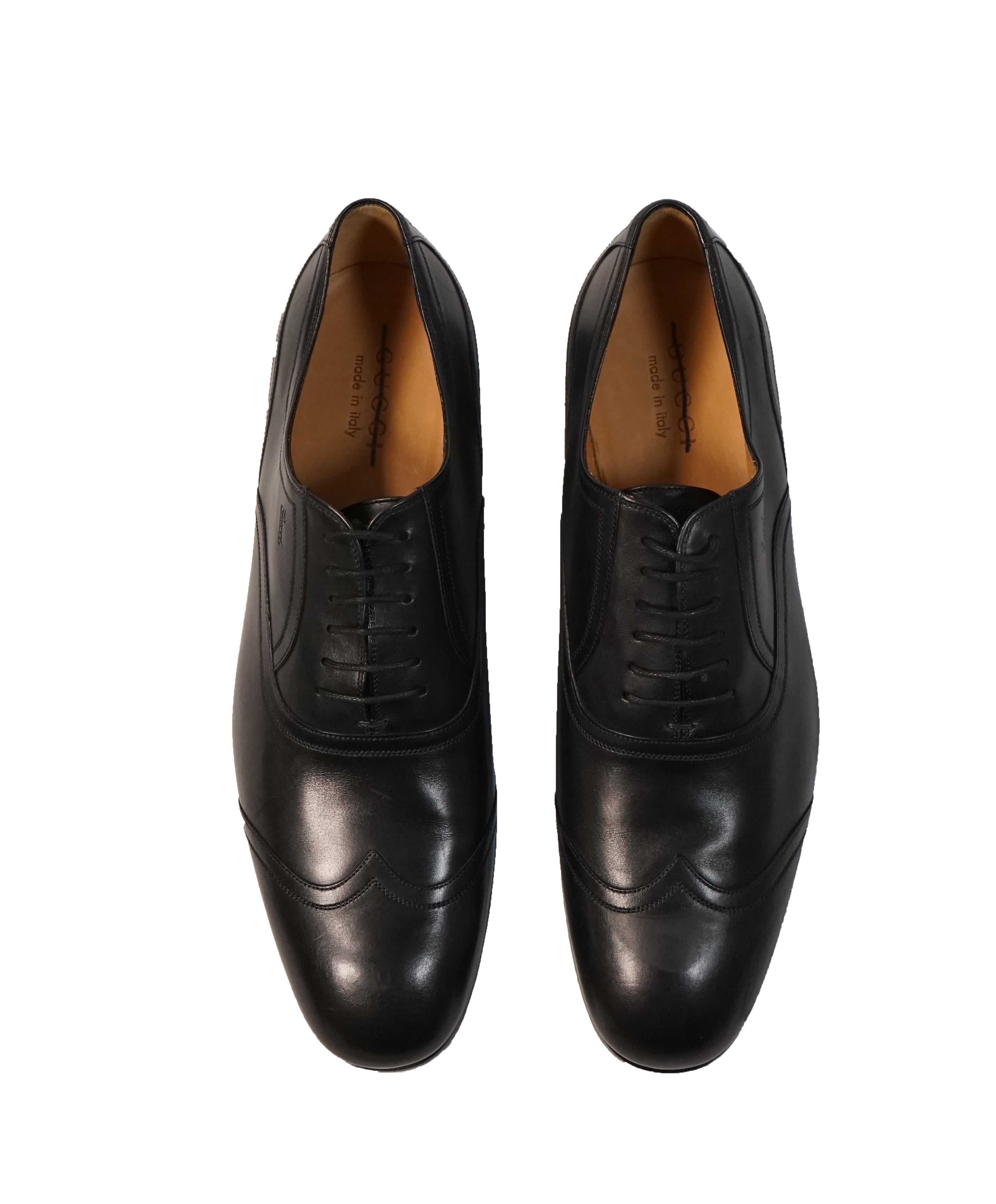 GUCCI - Wingtip Embossed Logo Wingtip Oxfords - 10