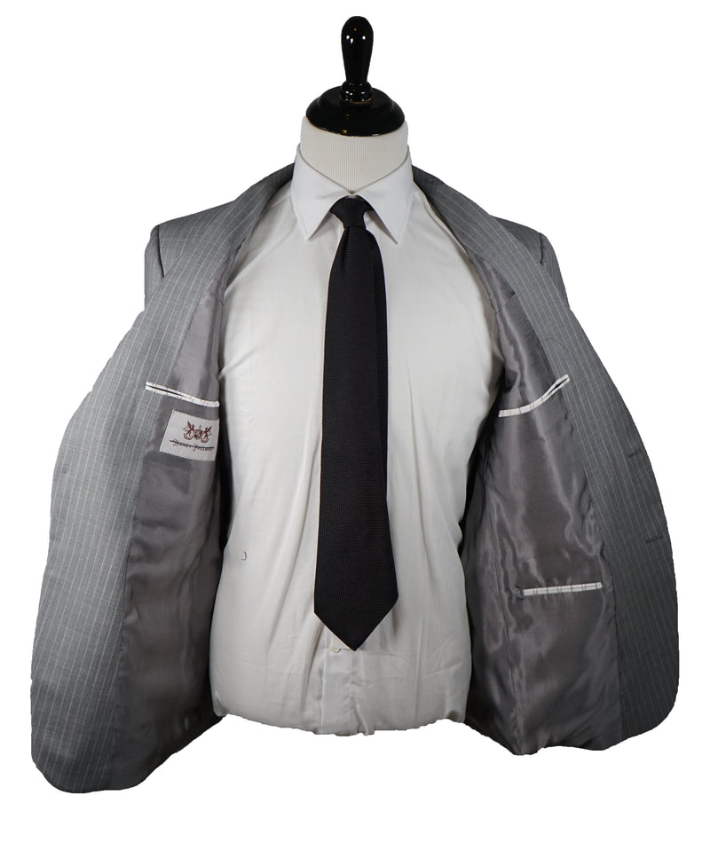 HICKEY FREEMAN - Gray With Tonal Chalk Stripe 2-Button Suit - 42R