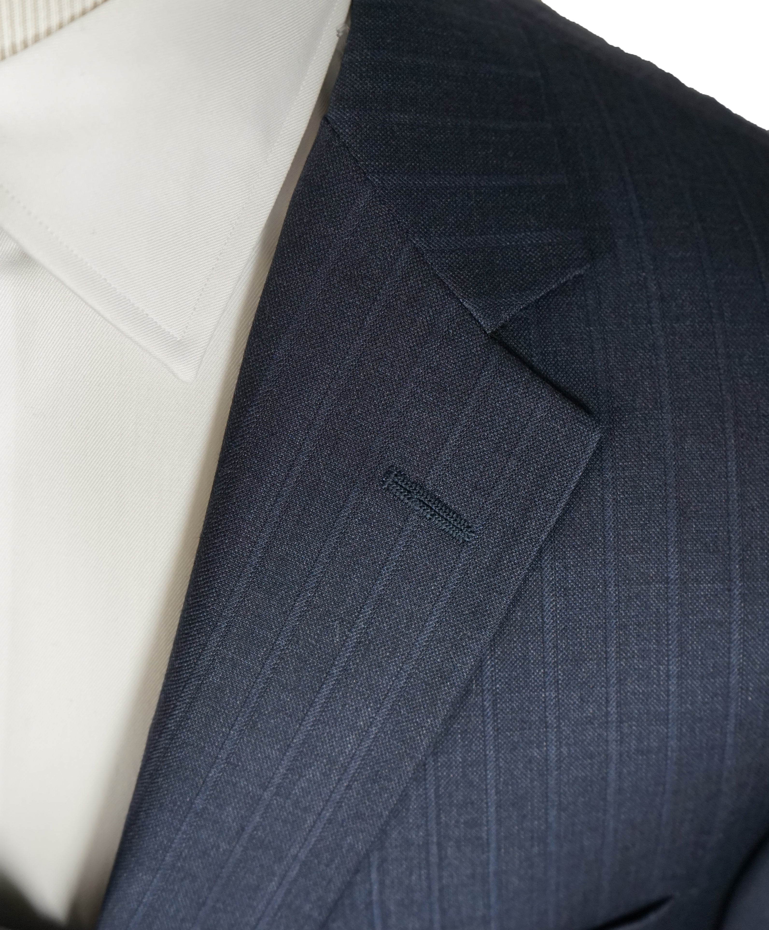 HICKEY FREEMAN - Tonal Chalk Stripe Medium Blue Suit - 44R
