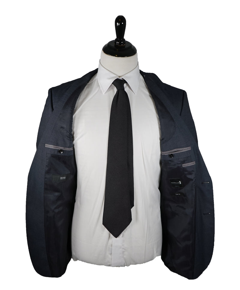 HUGO BOSS - Blue & Gray Basket Weave Suit Super 120’s - 42R
