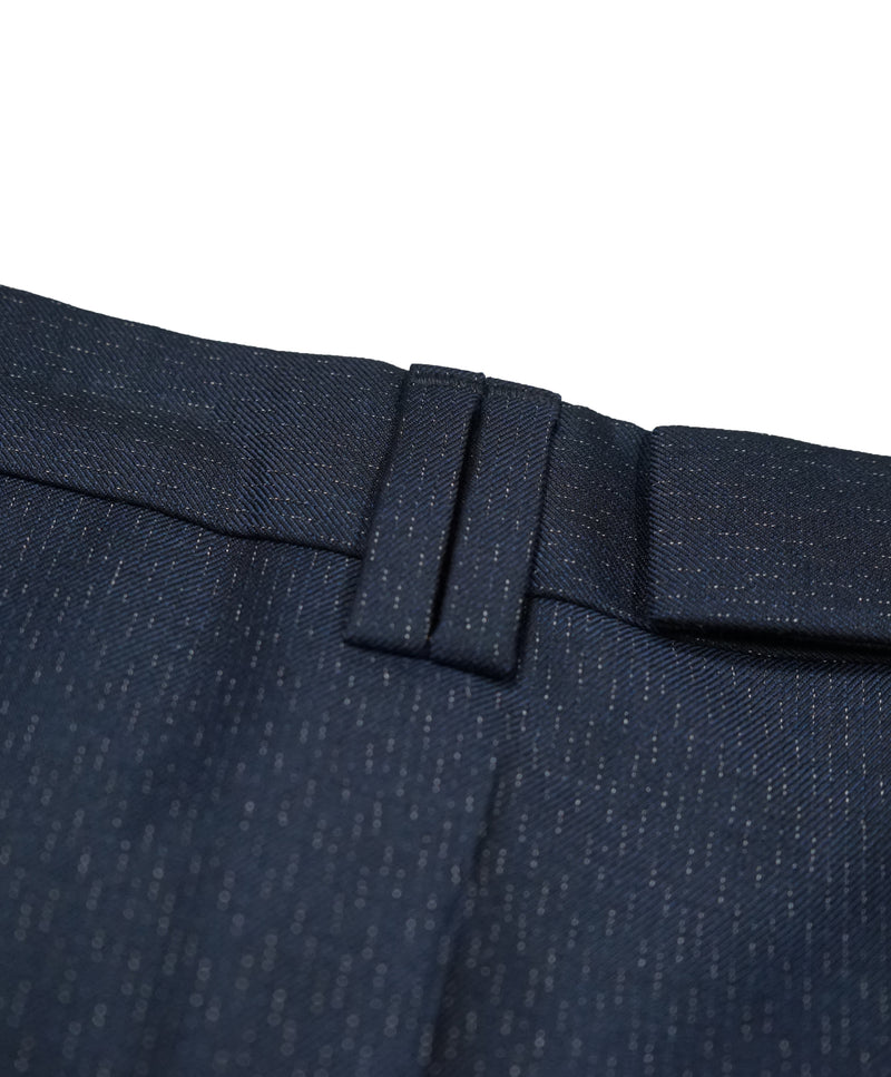 HUGO BOSS - Navy Wool/Silk Slim Abstract Pattern Flat Front Dress Pants - 31W