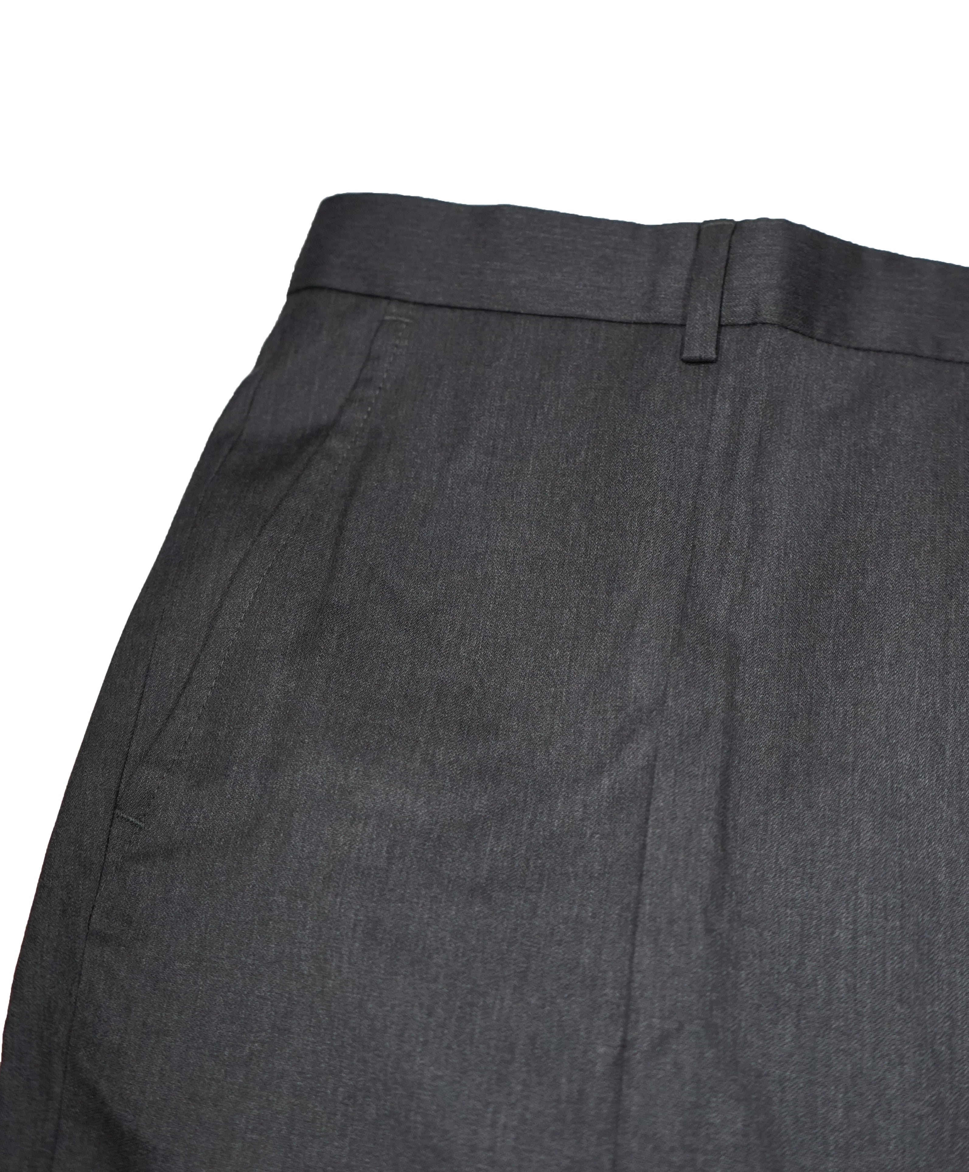 HUGO BOSS - Solid Gray Slim Flat Front Dress Pants - 35W