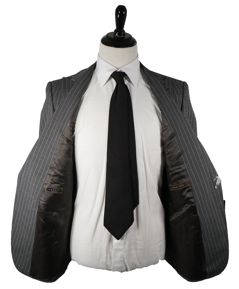 LARDINI - Wide Peak Lapel 1-Button Chalk Stripe Suit - 42R