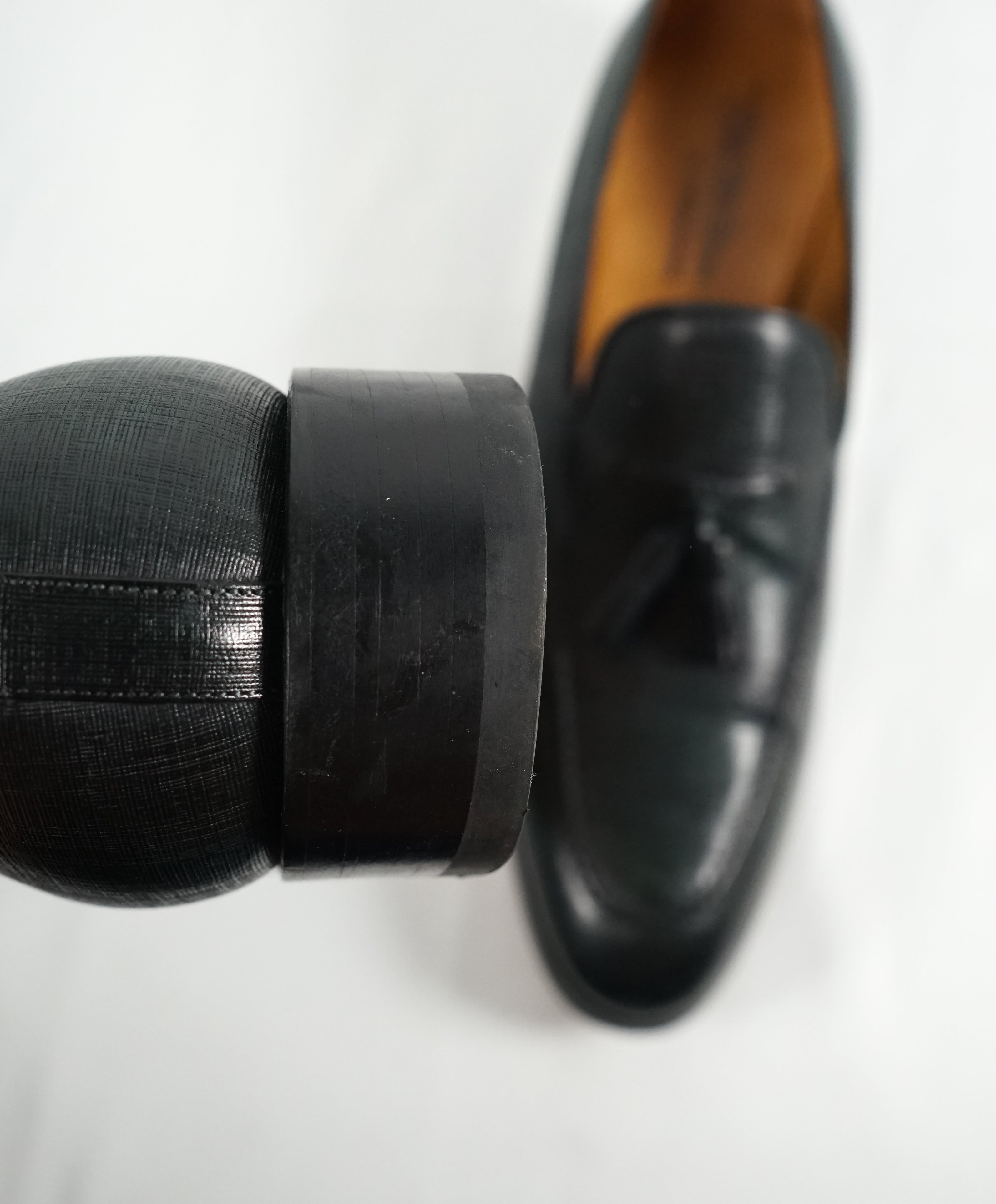 MAGNANNI For SAKS FIFTH AVENUE- Green Saffiano Tassel Loafers - 10