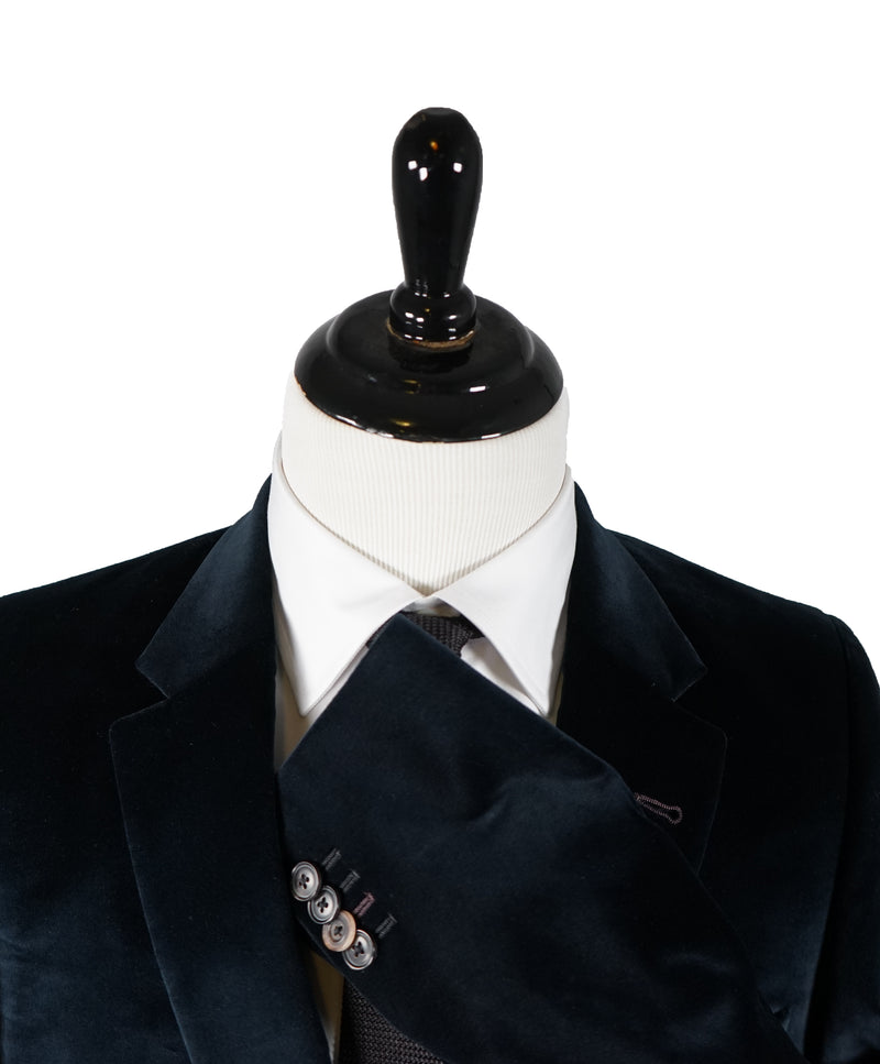 PAUL SMITH - Velvet Smoking Dinner Jacket With Contrast Details - 40R