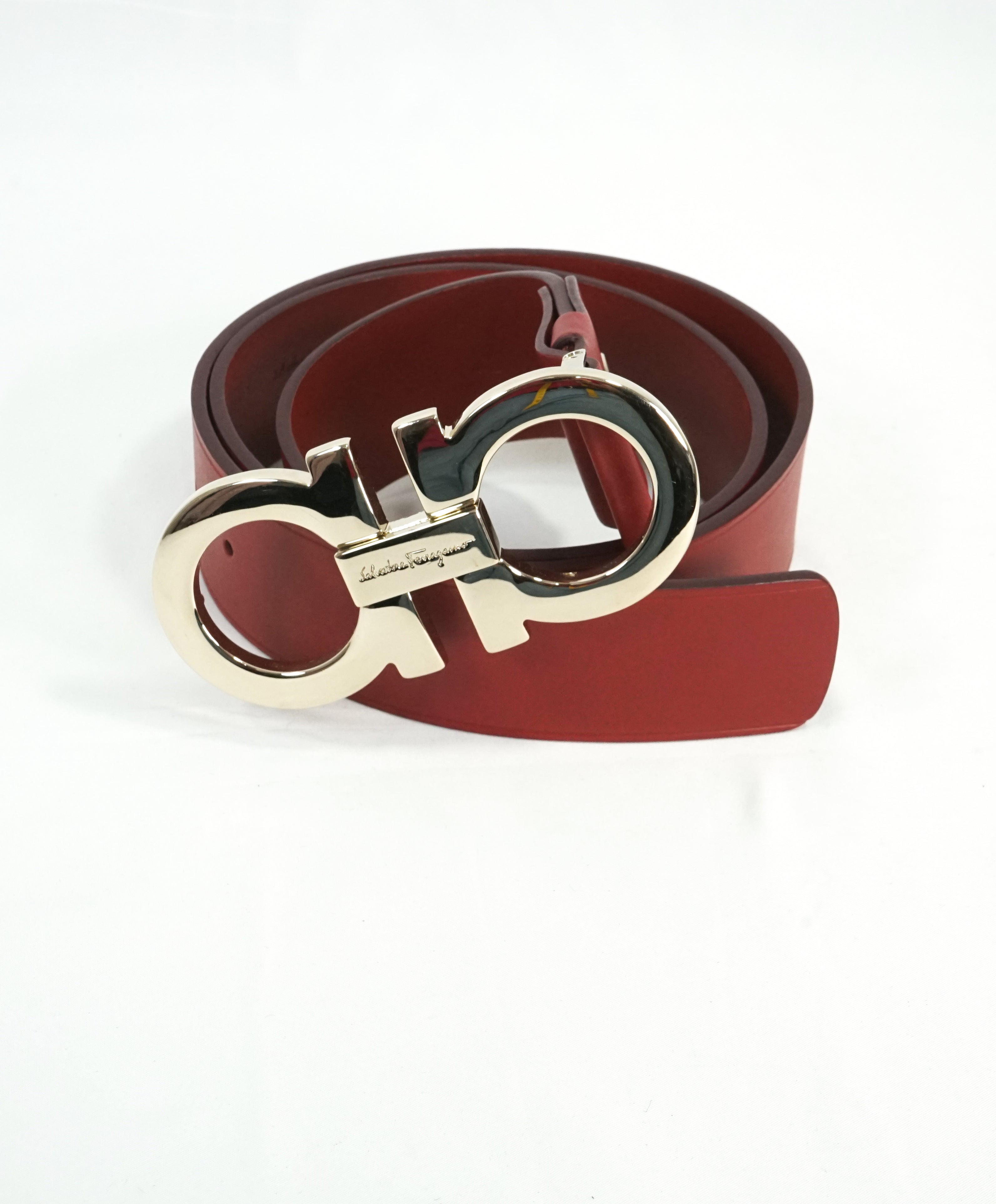 SALVATORE FERRAGAMO - Red & Gold Oversized Leather Gancini Belt - 42W
