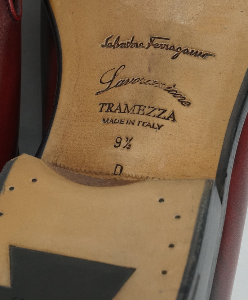 SALVATORE FERRAGAMO - "TRAMEZZA NALDO" Loafers Sleek Silhouette - 9.5 D