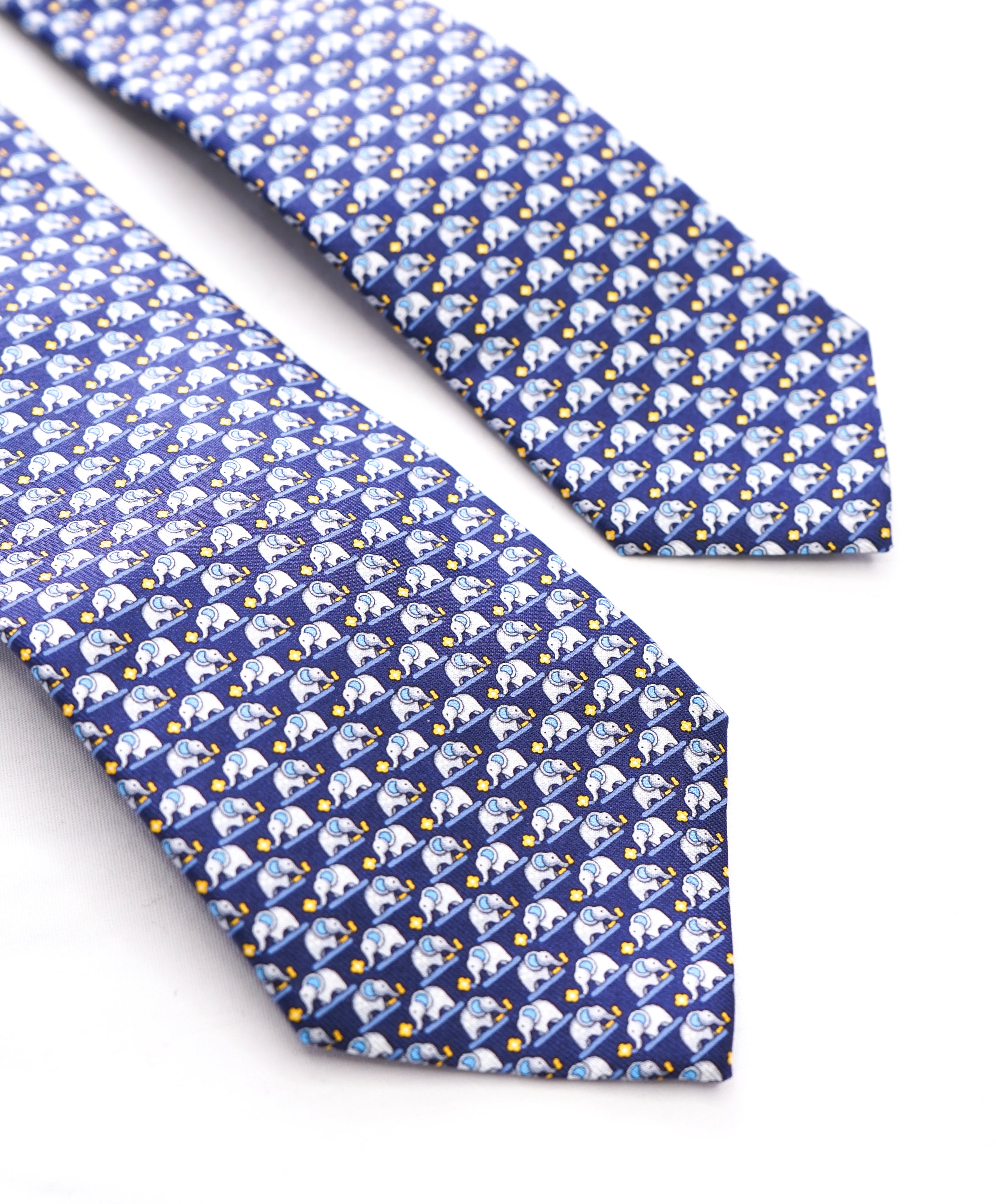 SALVATORE FERRAGAMO Father Son Set Navy Yellow Elephant Tie
