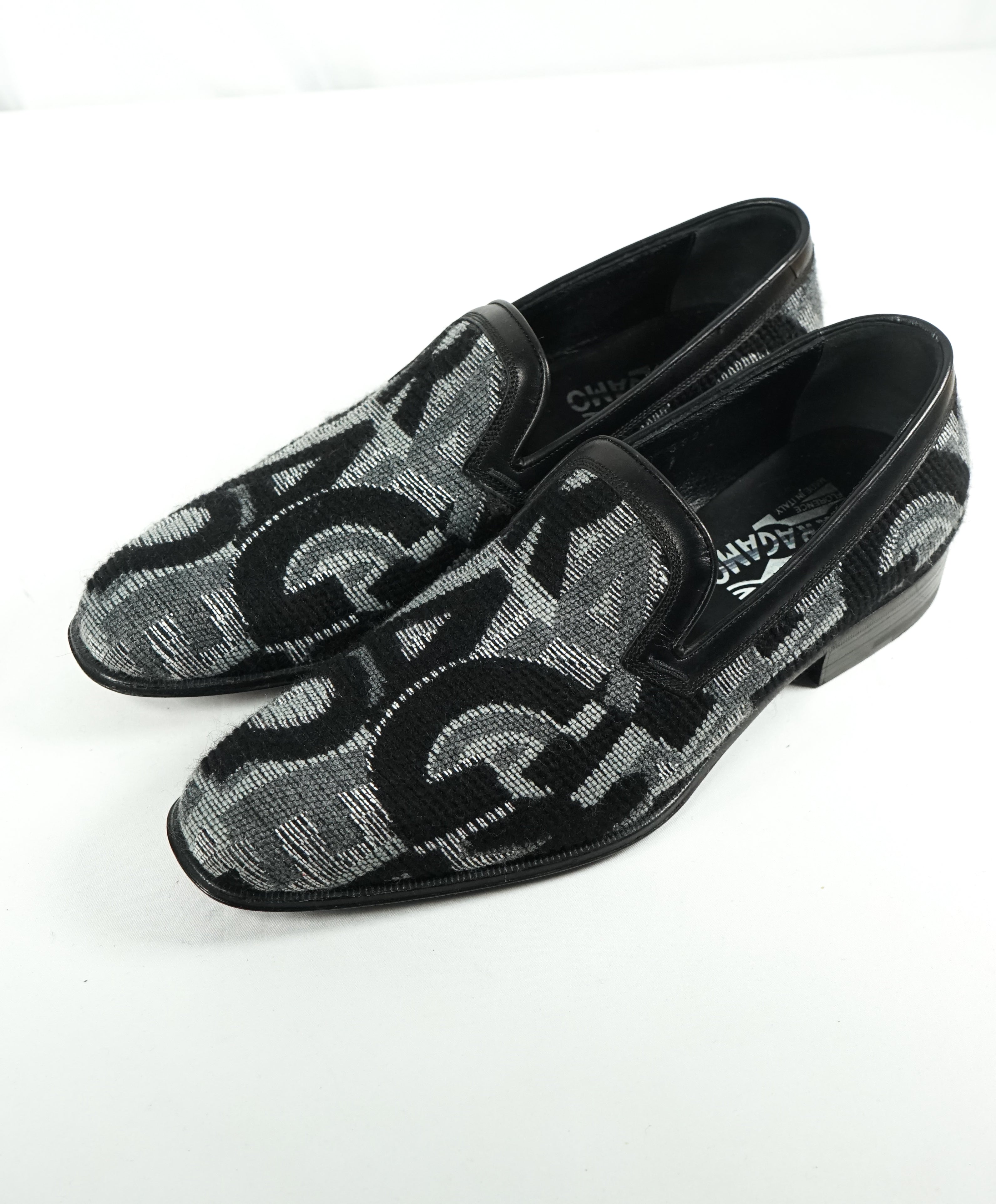 SALVATORE FERRAGAMO -LOGO Monogram Wool Leather Slip On Smoking Loafers - 7 EE