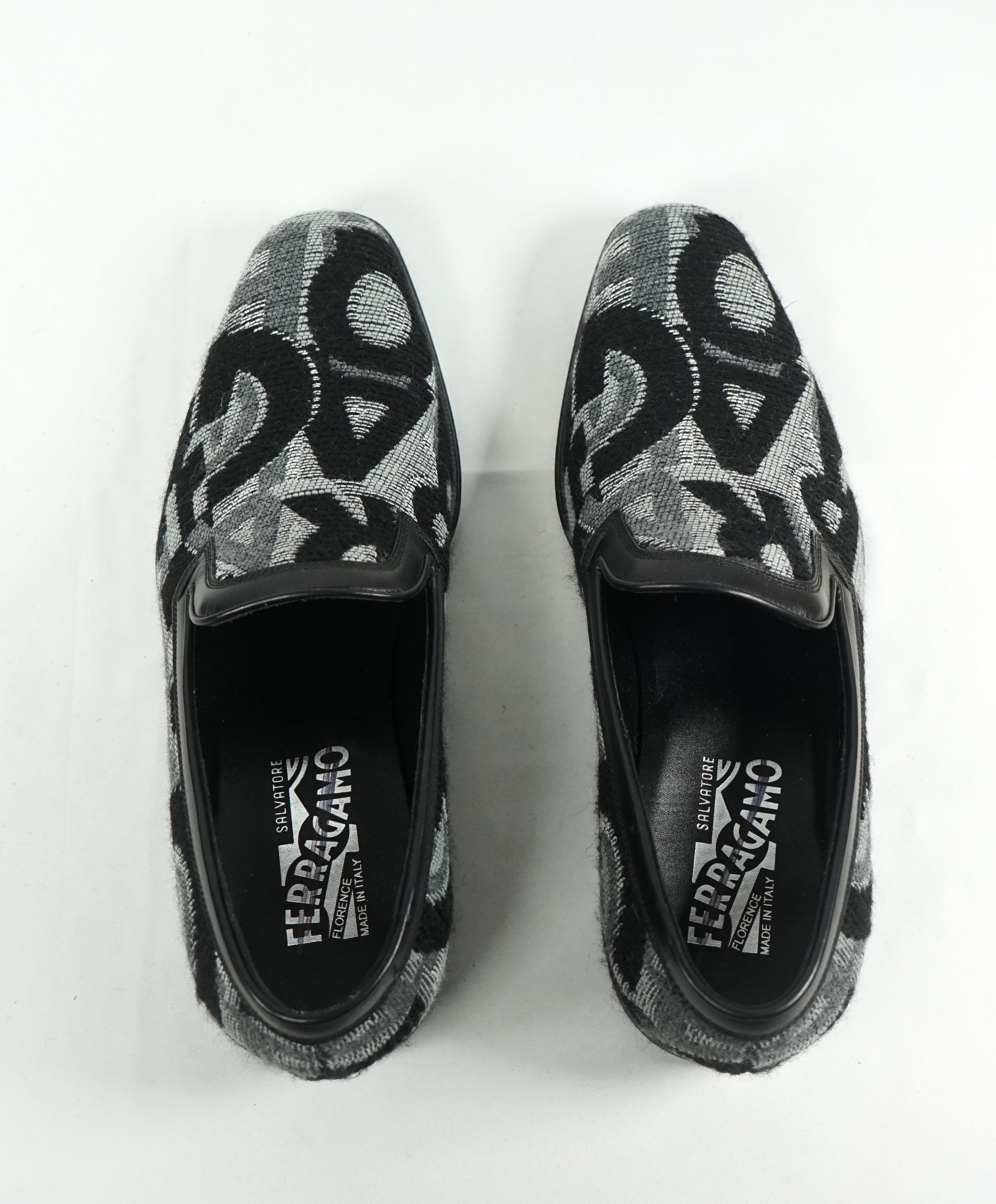 SALVATORE FERRAGAMO -LOGO Monogram Wool Leather Slip On Smoking Loafers - 7 EE