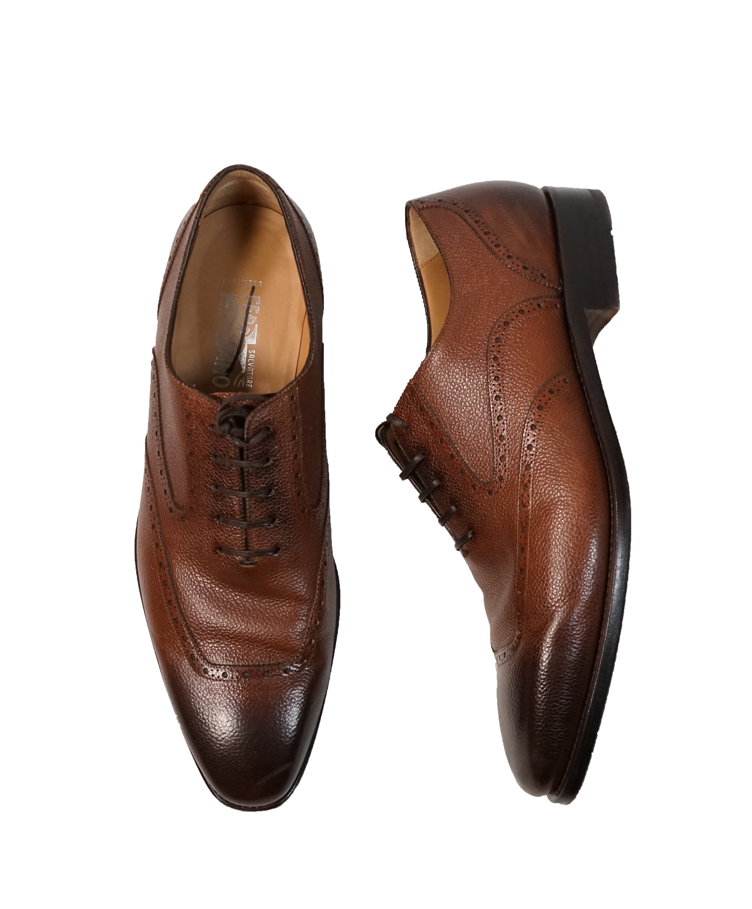 Ferragamo carmelo shop