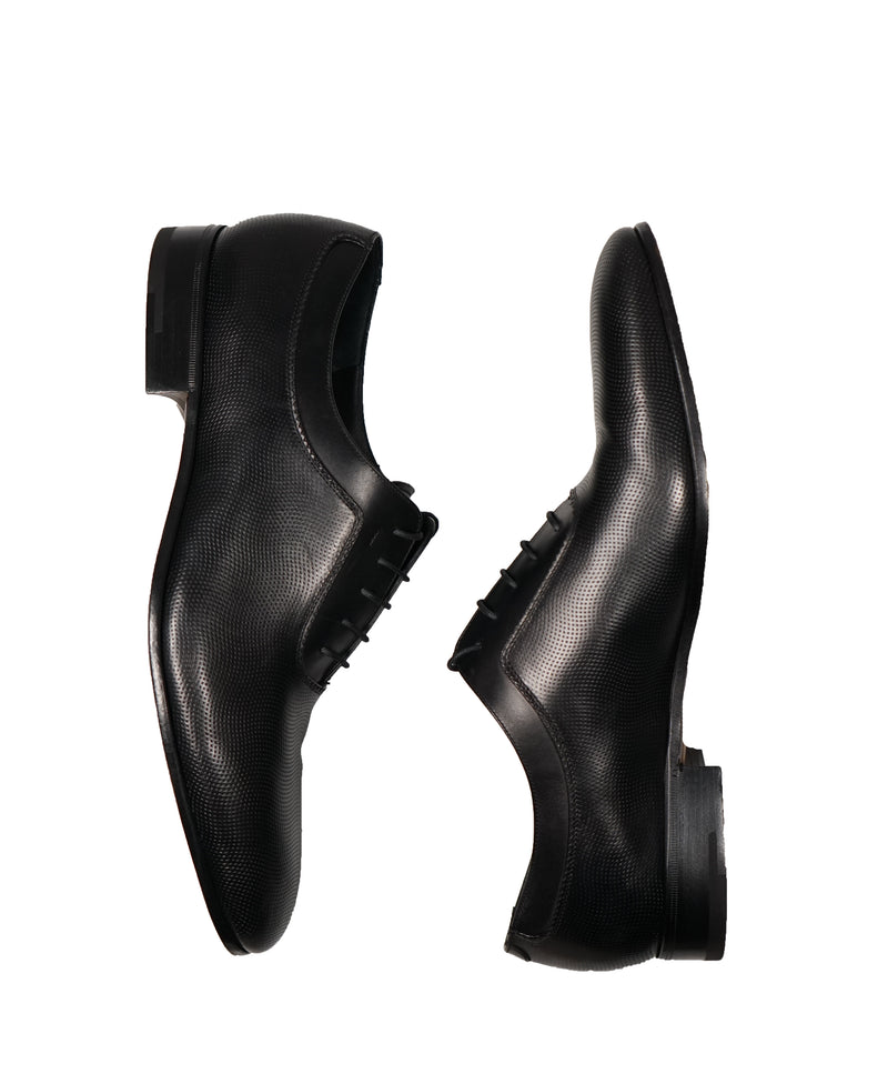 SALVATORE FERRAGAMO - "FARNESE" Textured Black Oxfords - 10D