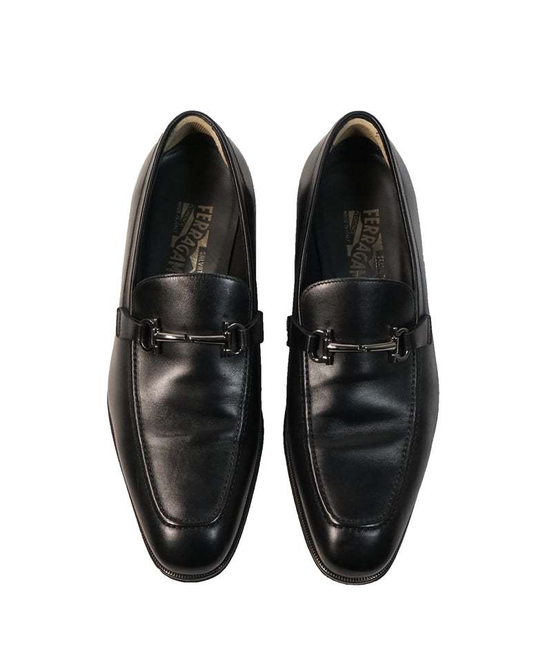 SALVATORE FERRAGAMO - “Fenice” Black Gancini Bit Loafer - 9