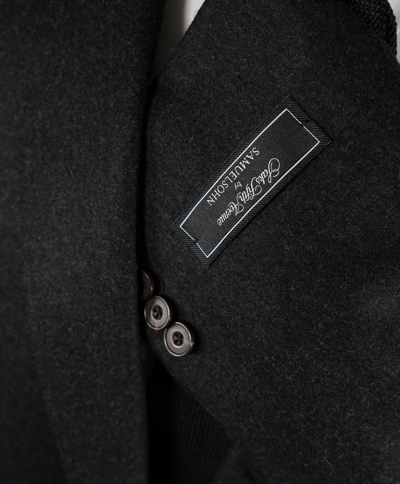 SAMUELSOHN / LORO PIANA FABRIC- Gray Flannel Wool Suit - 46R