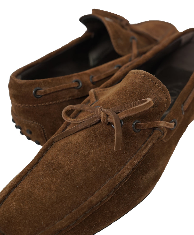 TOD’S - Brown Suede Knot Front Fully Soled Driving Loafers “Gommini” - 7.5