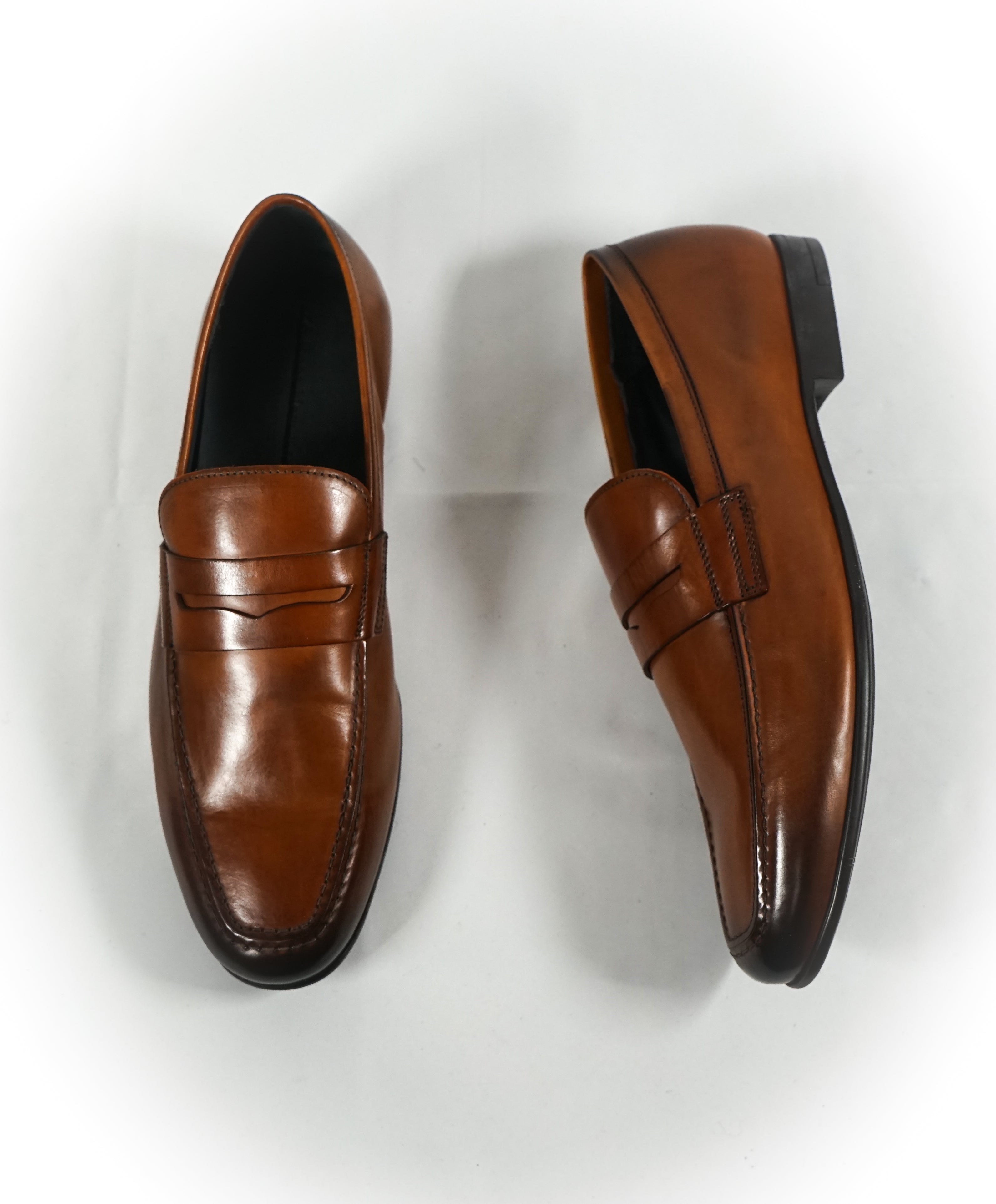 TO BOOT NEW YORK - “Pieter” Burnt Tip Brown Patina Penny Loafers - 9.5