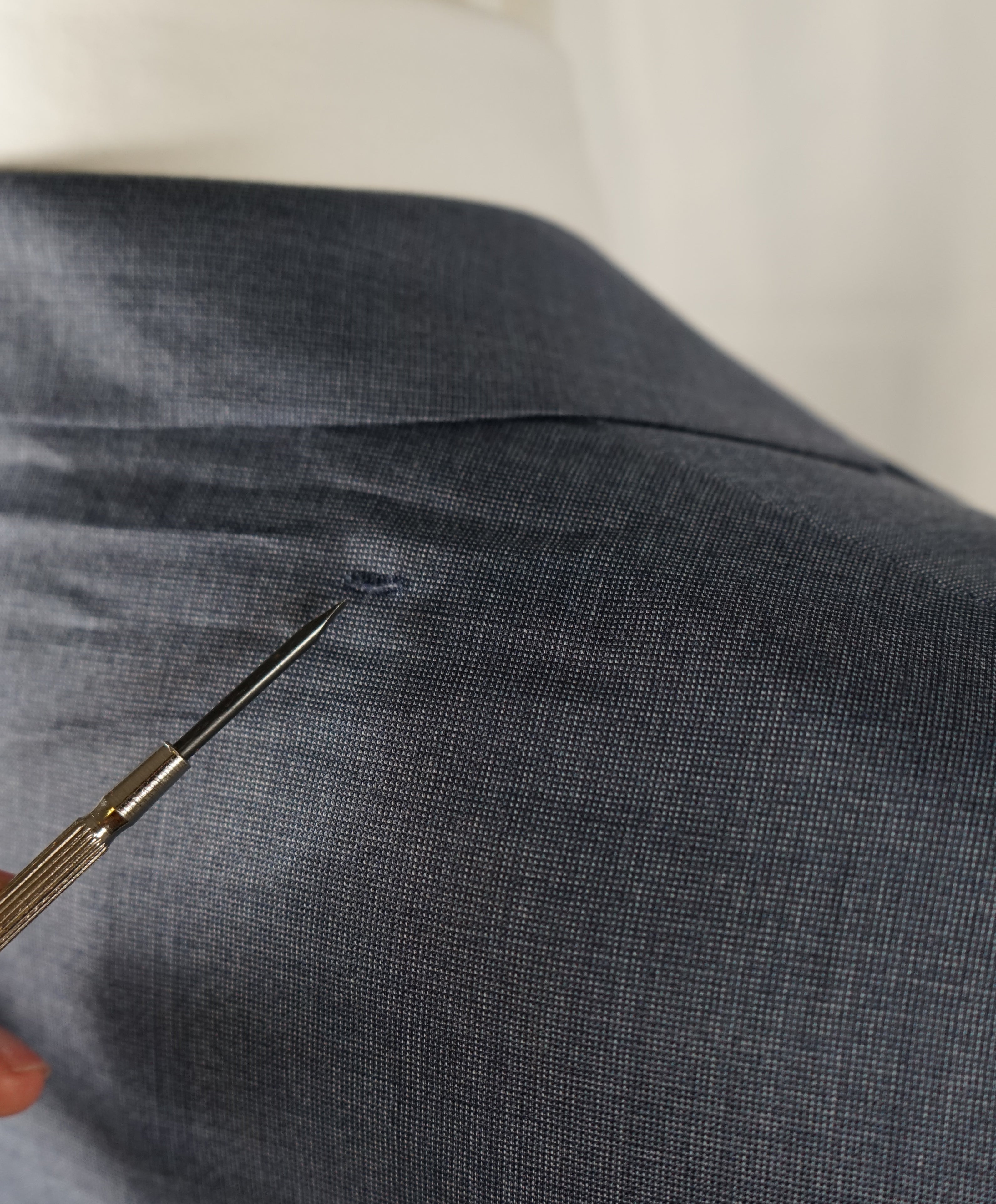Z ZEGNA - Medium Blue Birdseye Suit - 38R