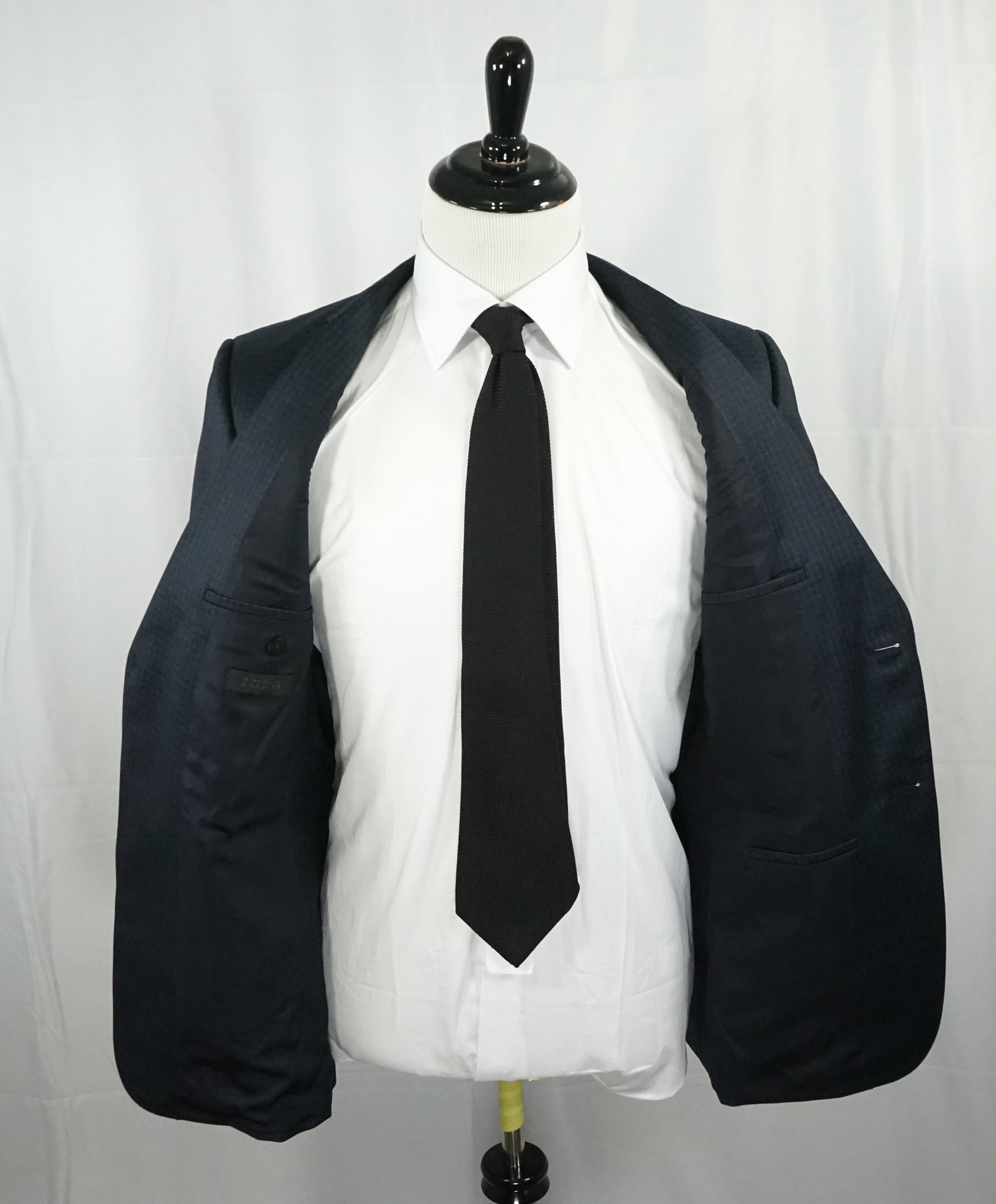 Z ZEGNA - Gray Plaid Check Textured Fabric Drop 8 Wool Suit - 42R